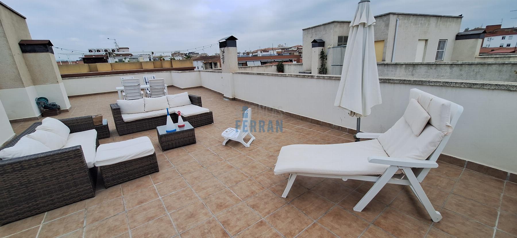 For sale of penthouse in Coma - Ruga