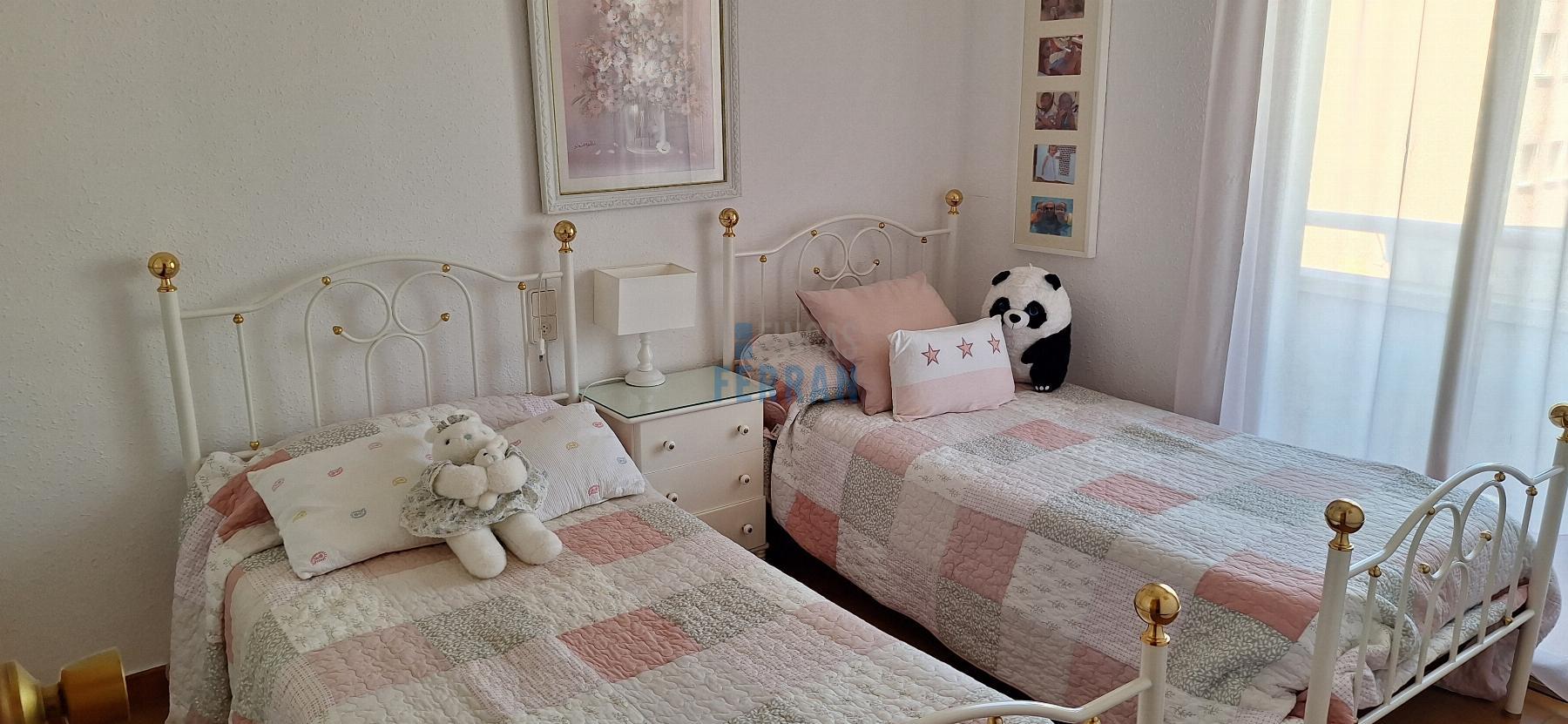 For sale of penthouse in Coma - Ruga