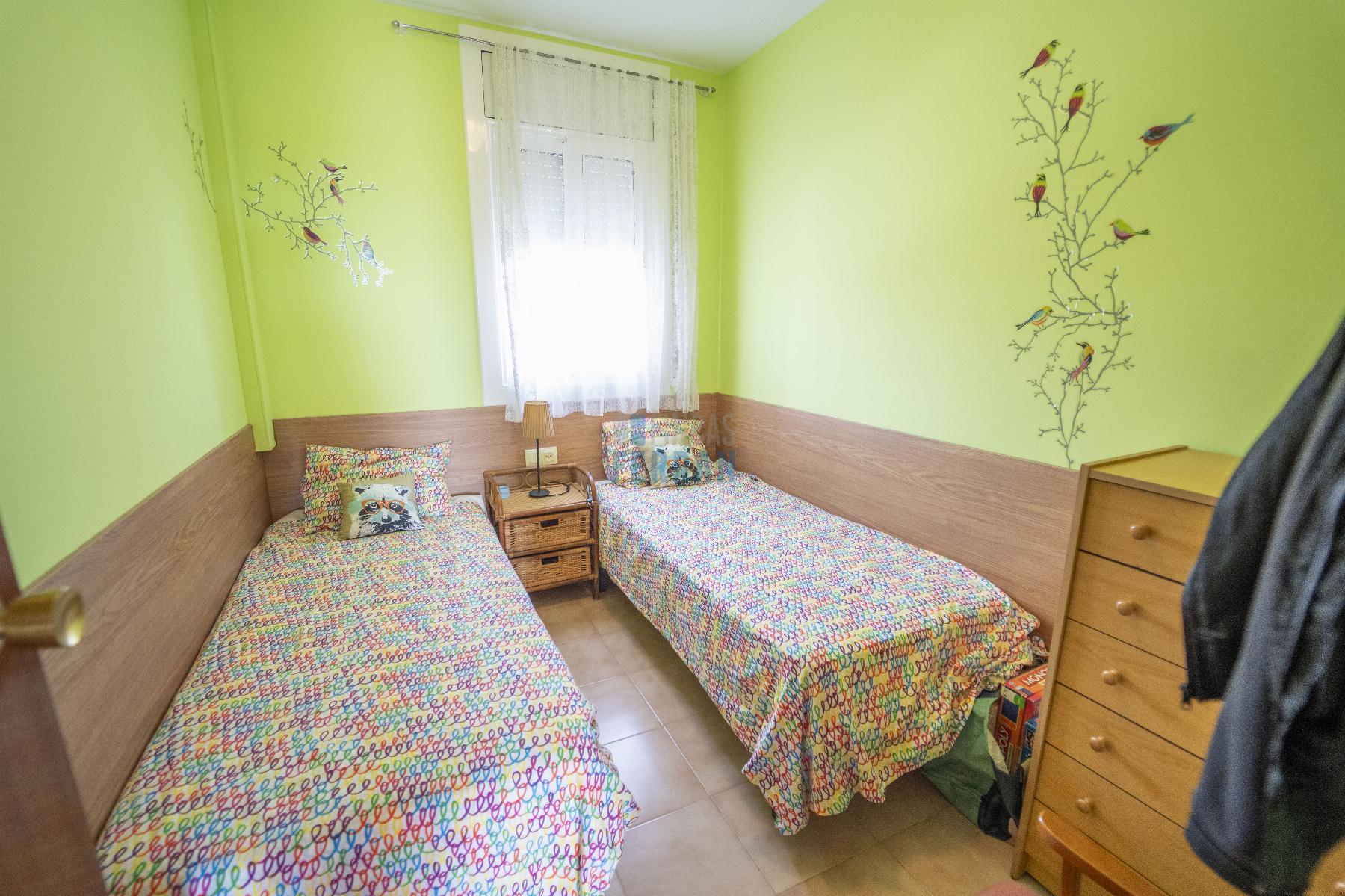 For sale of apartment in Coma - Ruga