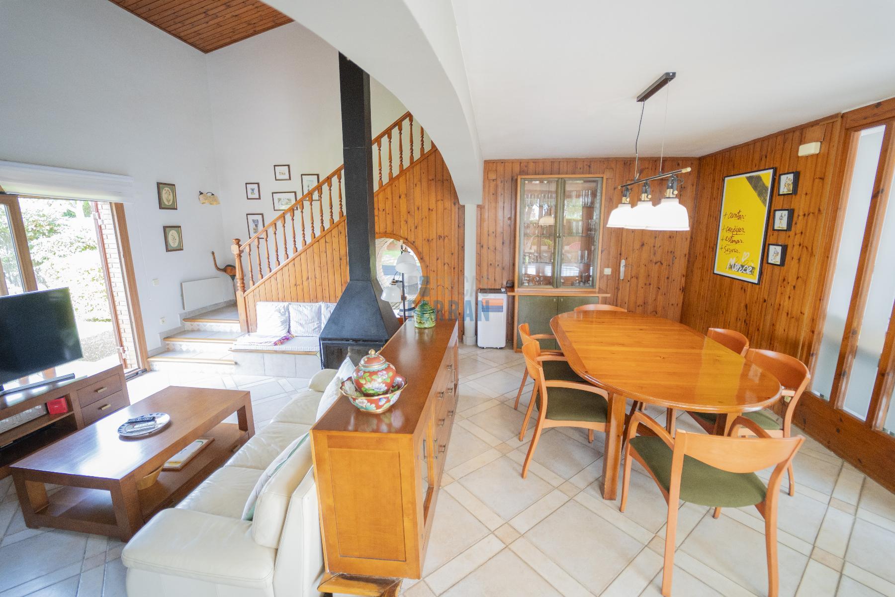 Venta de casa en Coma - Ruga