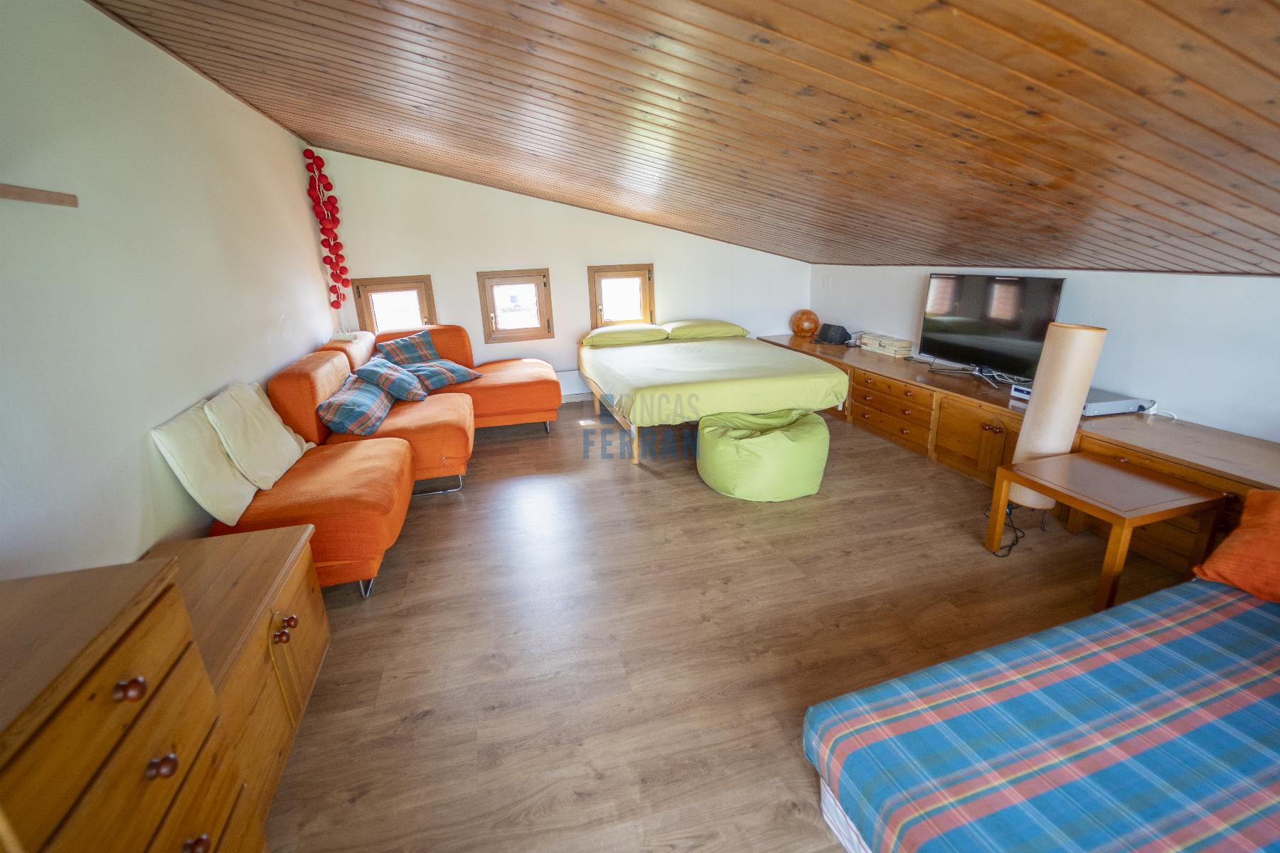 Venta de casa en Coma - Ruga