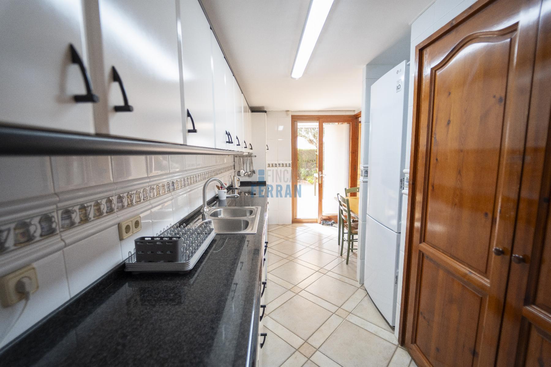 Venta de casa en Coma - Ruga