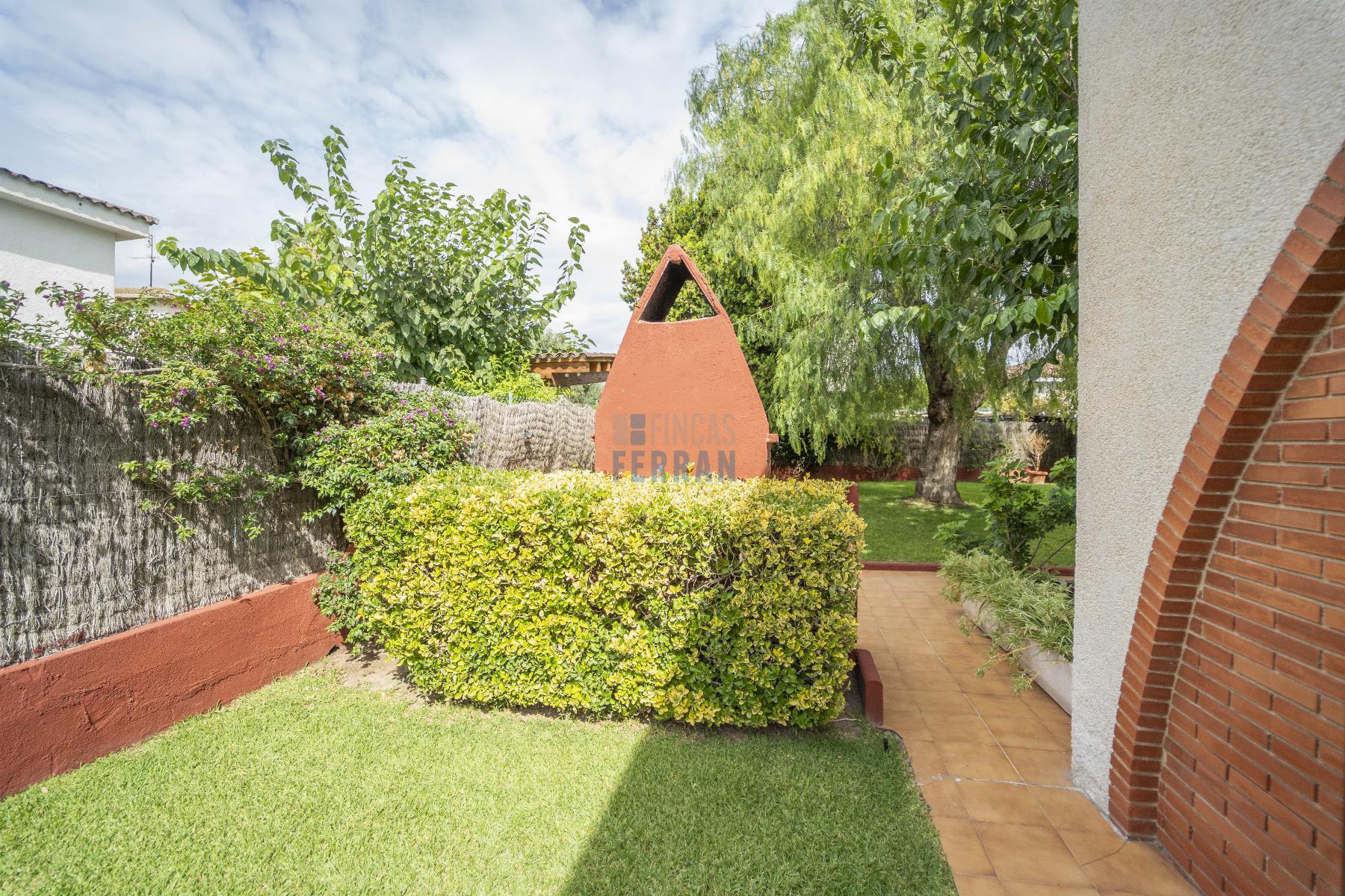 Venta de casa en Coma - Ruga