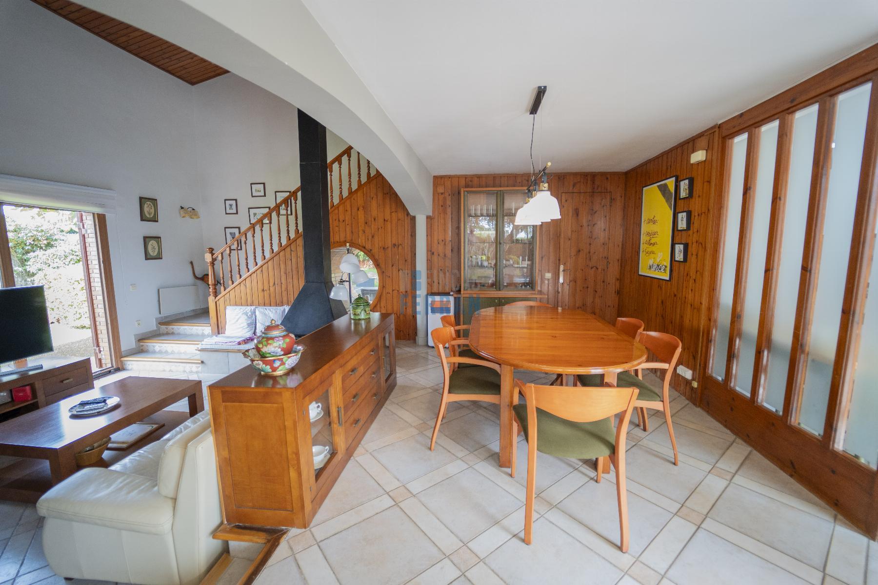 Venta de casa en Coma - Ruga
