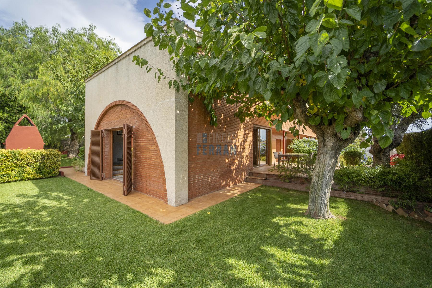 Venta de casa en Coma - Ruga