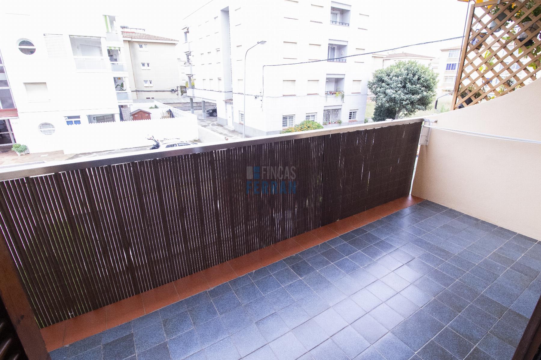 For sale of apartment in Coma - Ruga