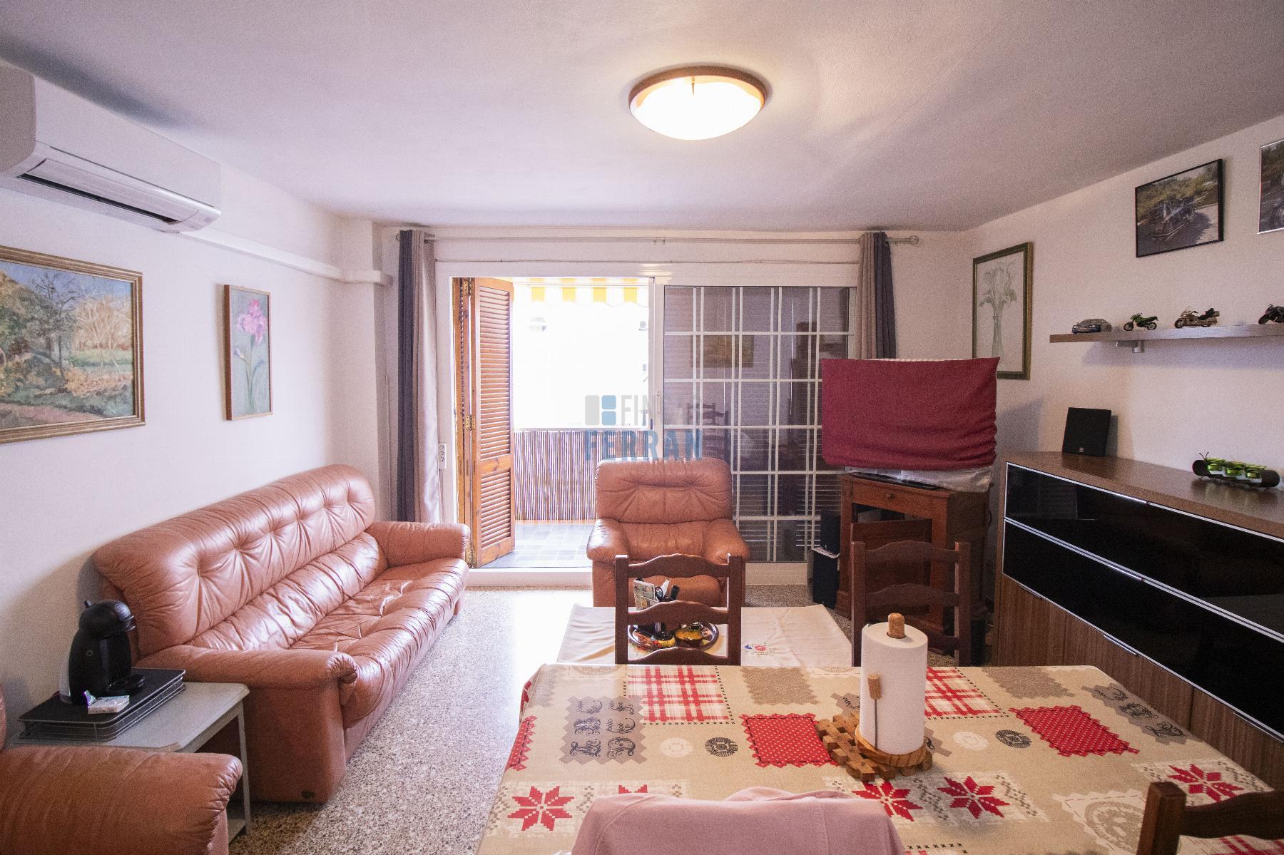 For sale of apartment in Coma - Ruga