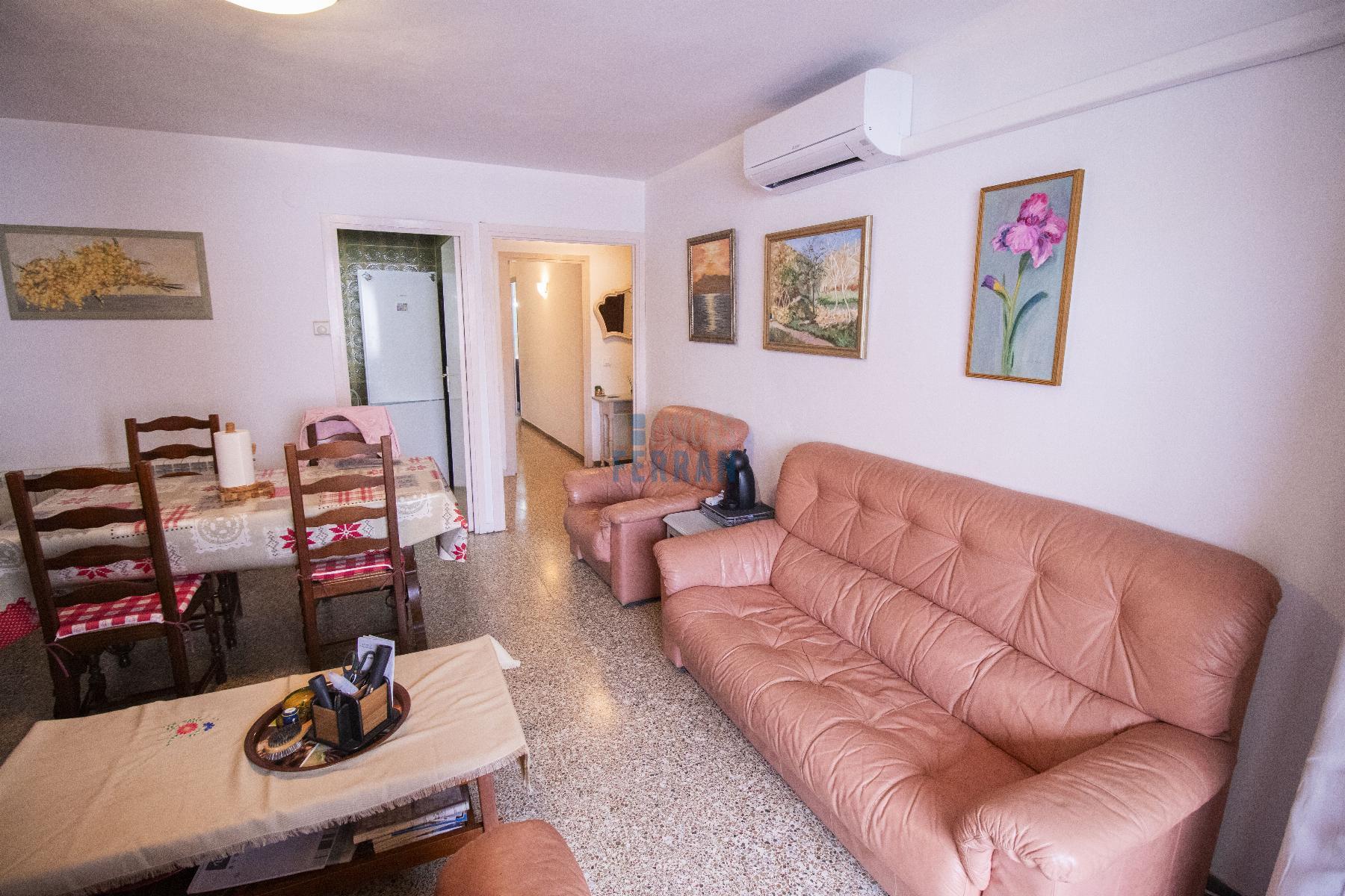 For sale of apartment in Coma - Ruga