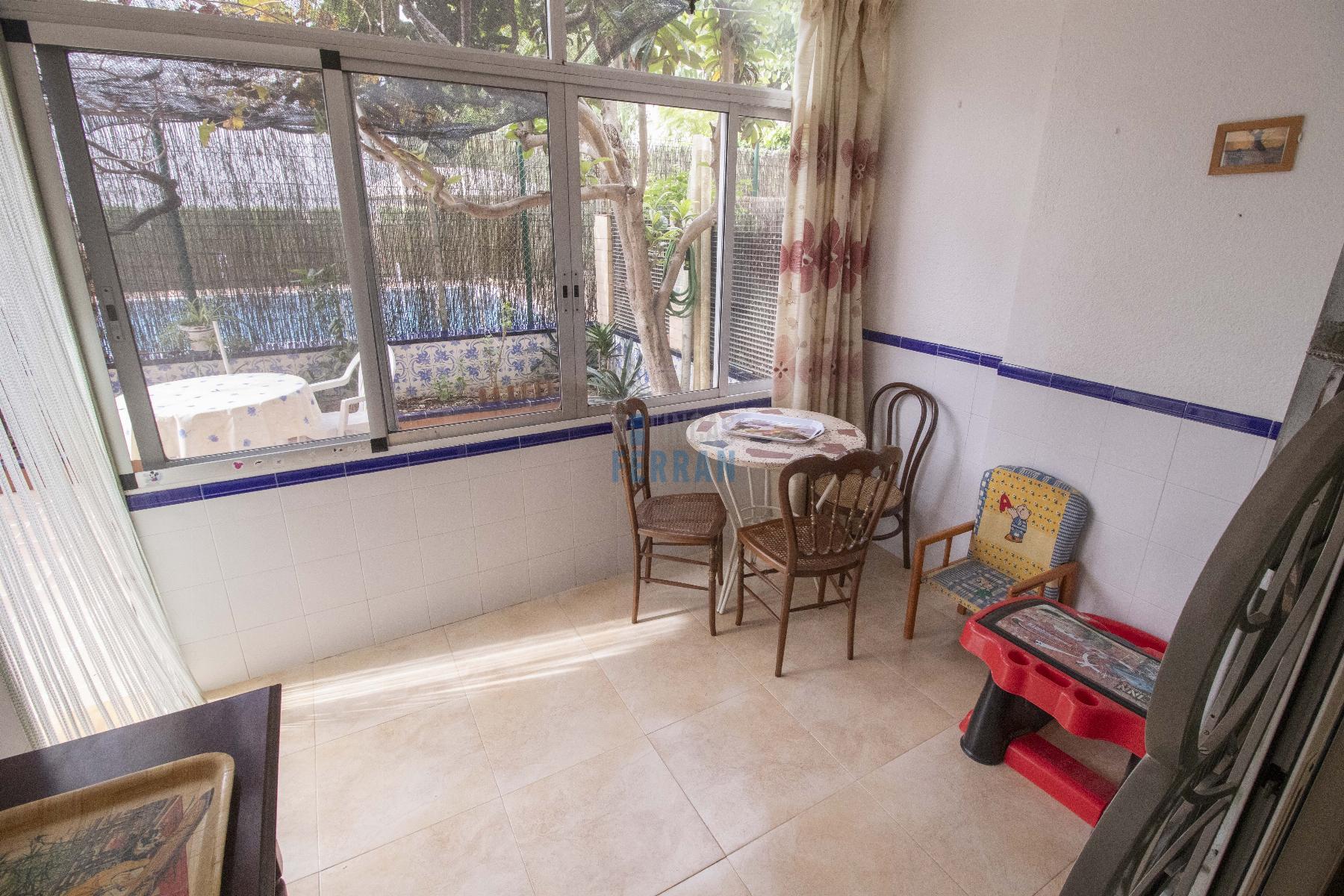 For sale of ground floor in Coma - Ruga