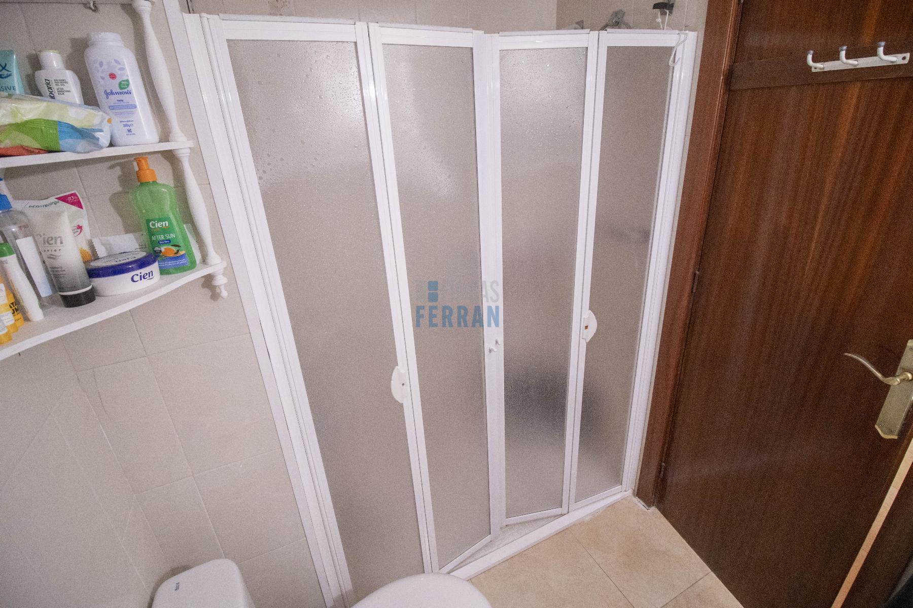 For sale of ground floor in Coma - Ruga