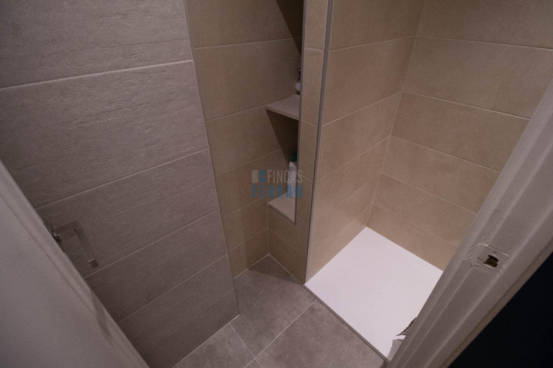 For sale of duplex in Coma - Ruga