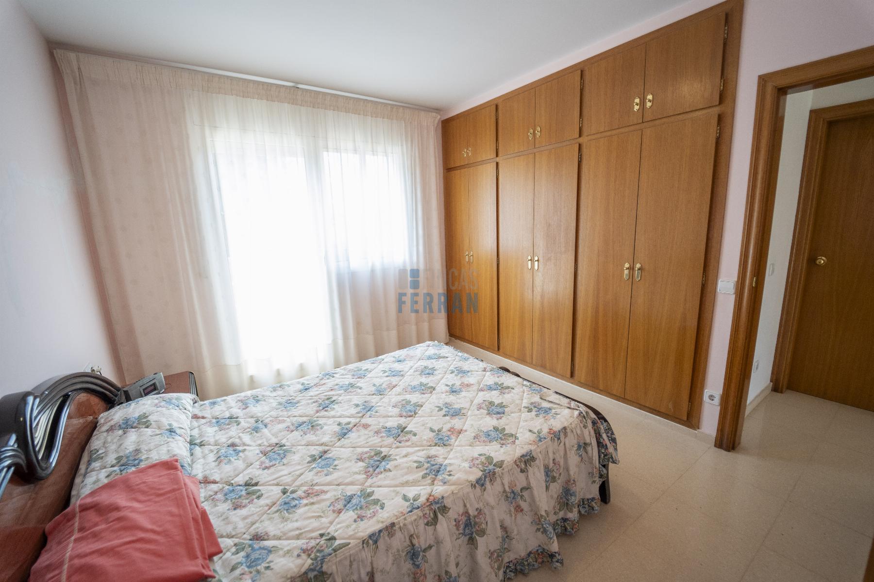 For sale of house in Coma - Ruga