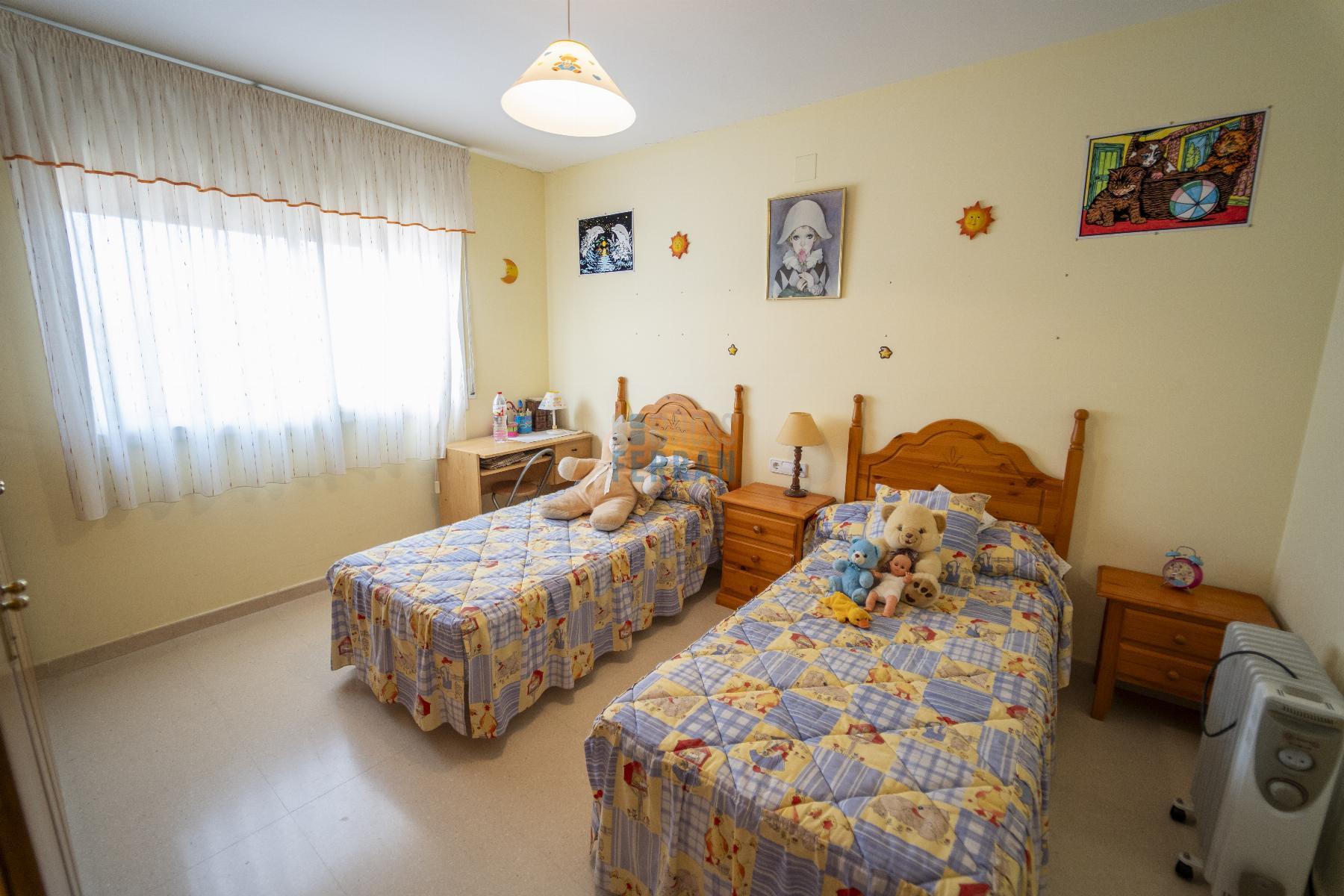 For sale of house in Coma - Ruga