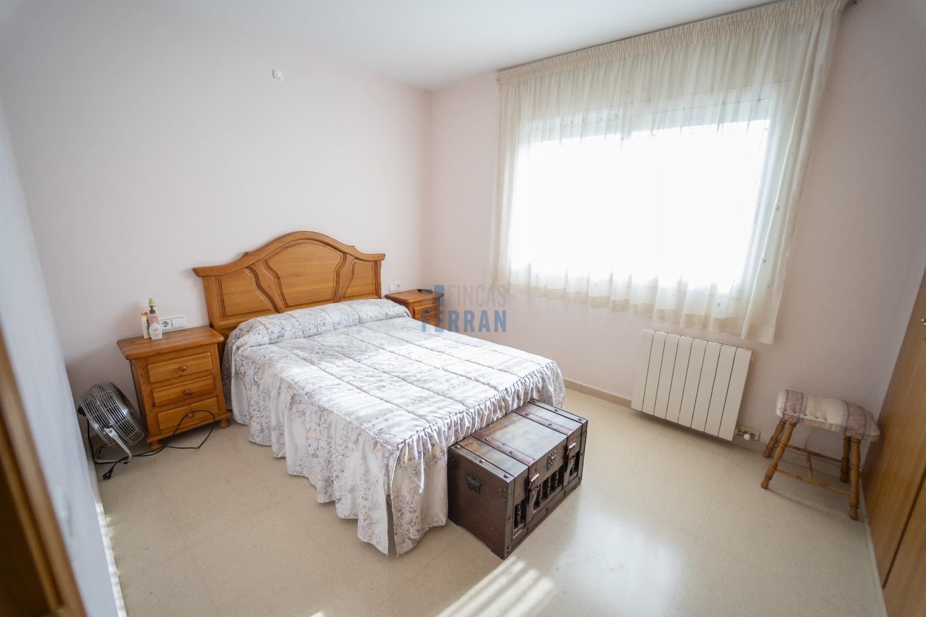 For sale of house in Coma - Ruga