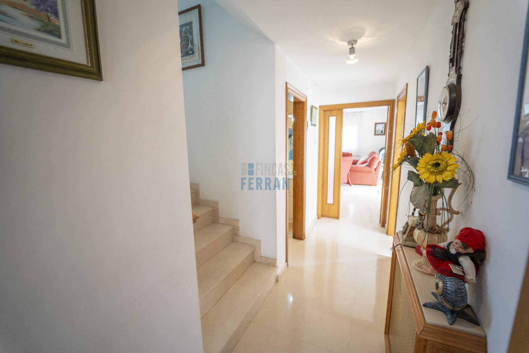 For sale of house in Coma - Ruga