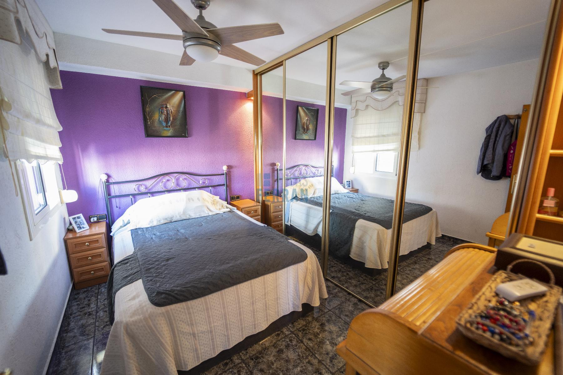 For sale of flat in Cornellà de Llobregat