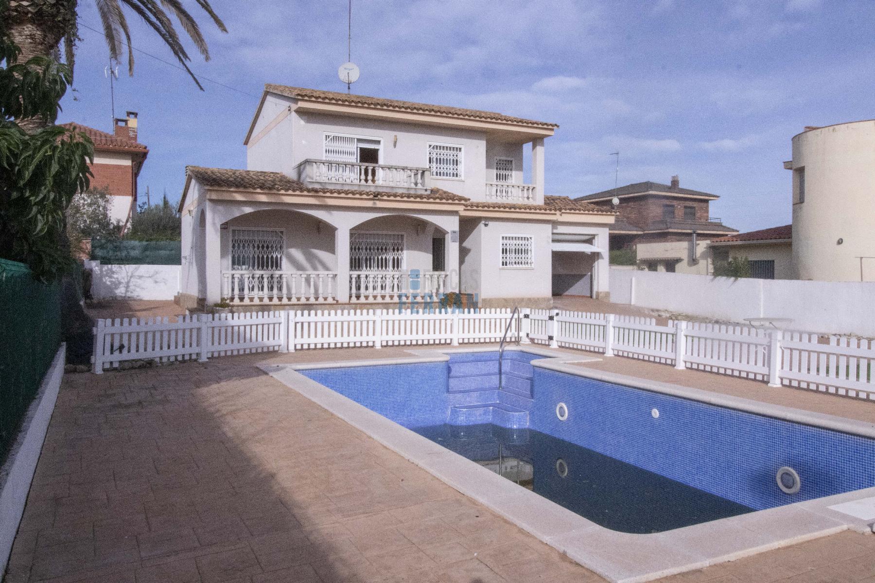 Vente de maison dans Coma - Ruga