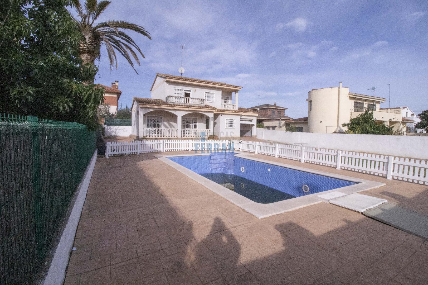 Vente de maison dans Coma - Ruga