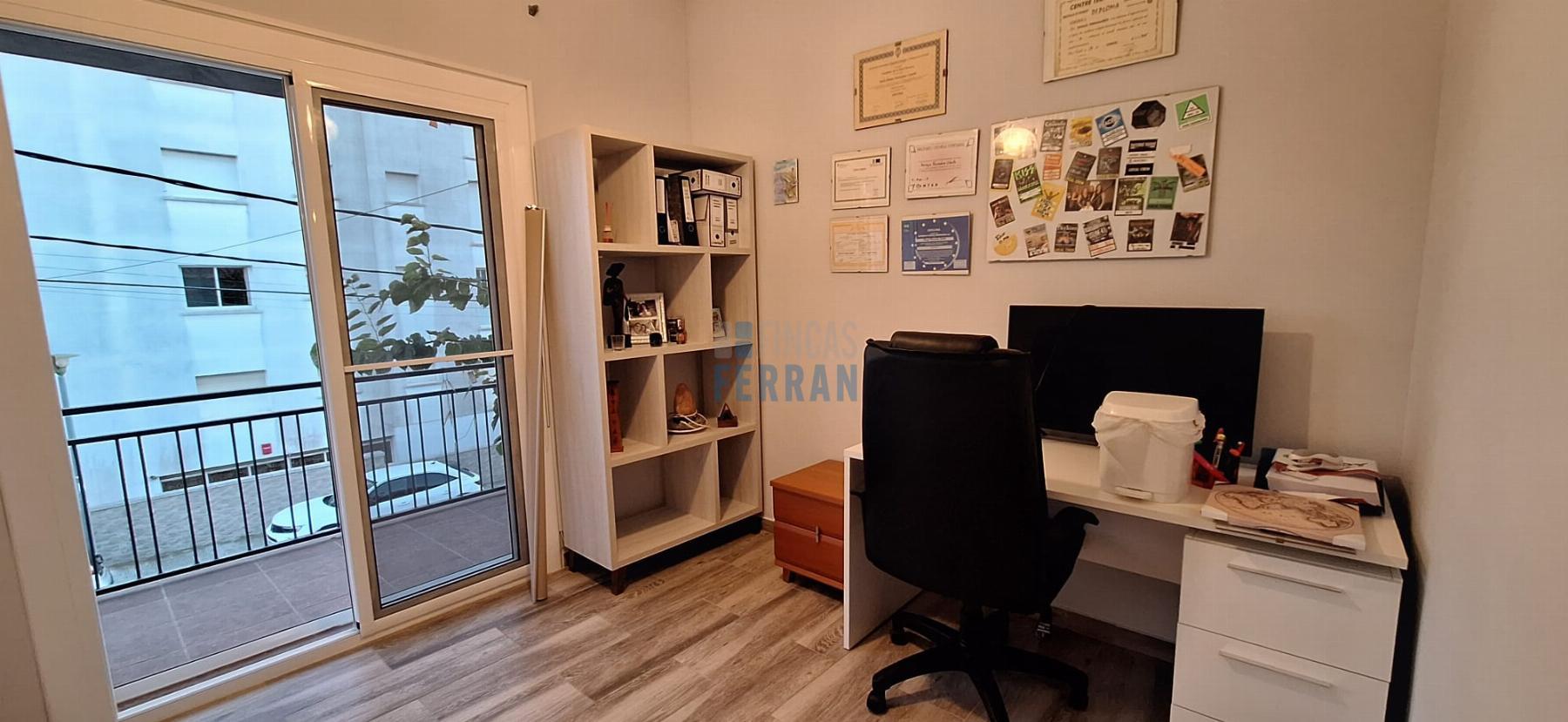 For sale of house in Coma - Ruga