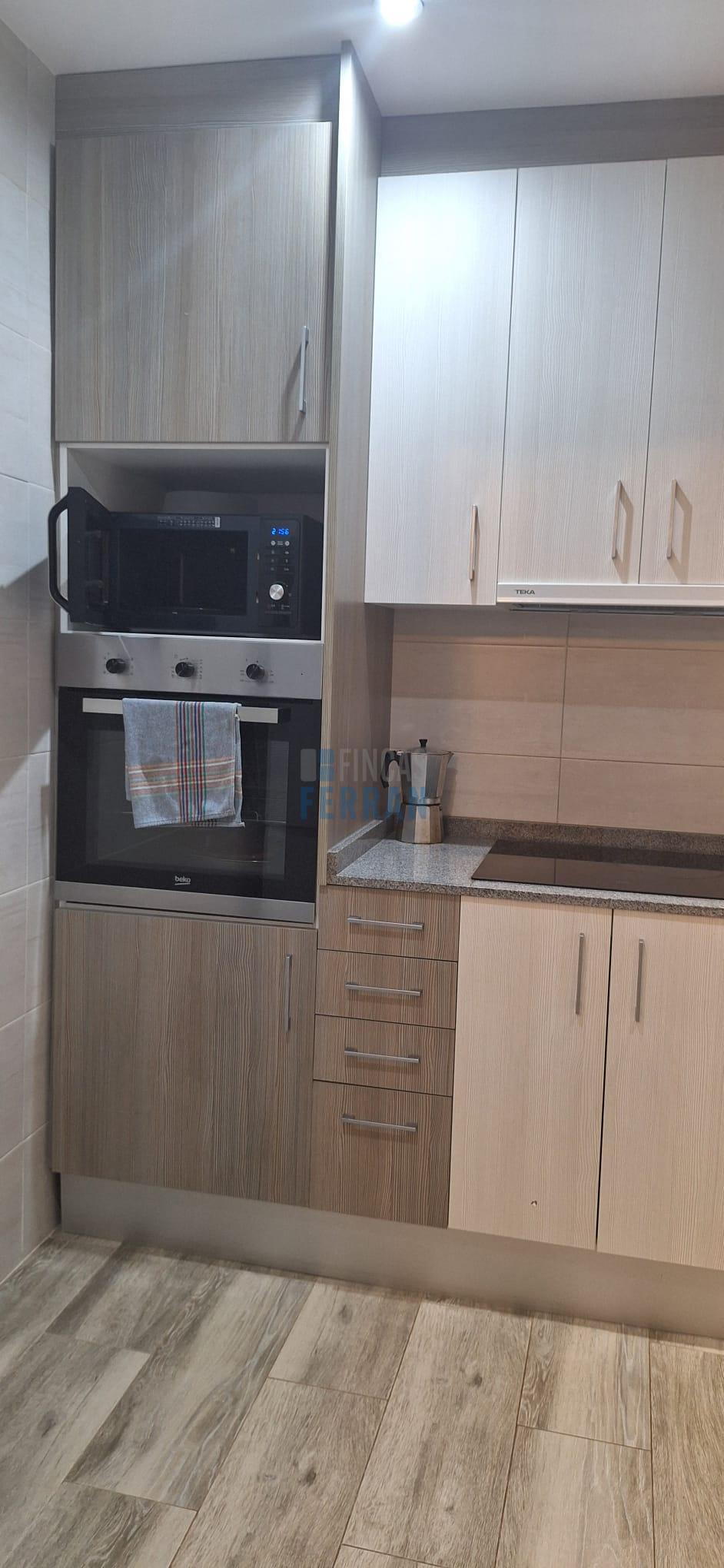 For sale of house in Coma - Ruga