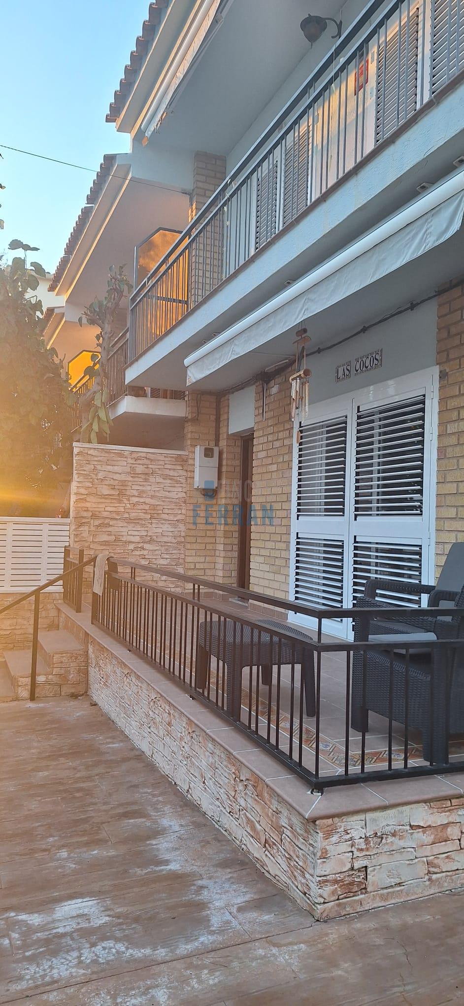 For sale of house in Coma - Ruga
