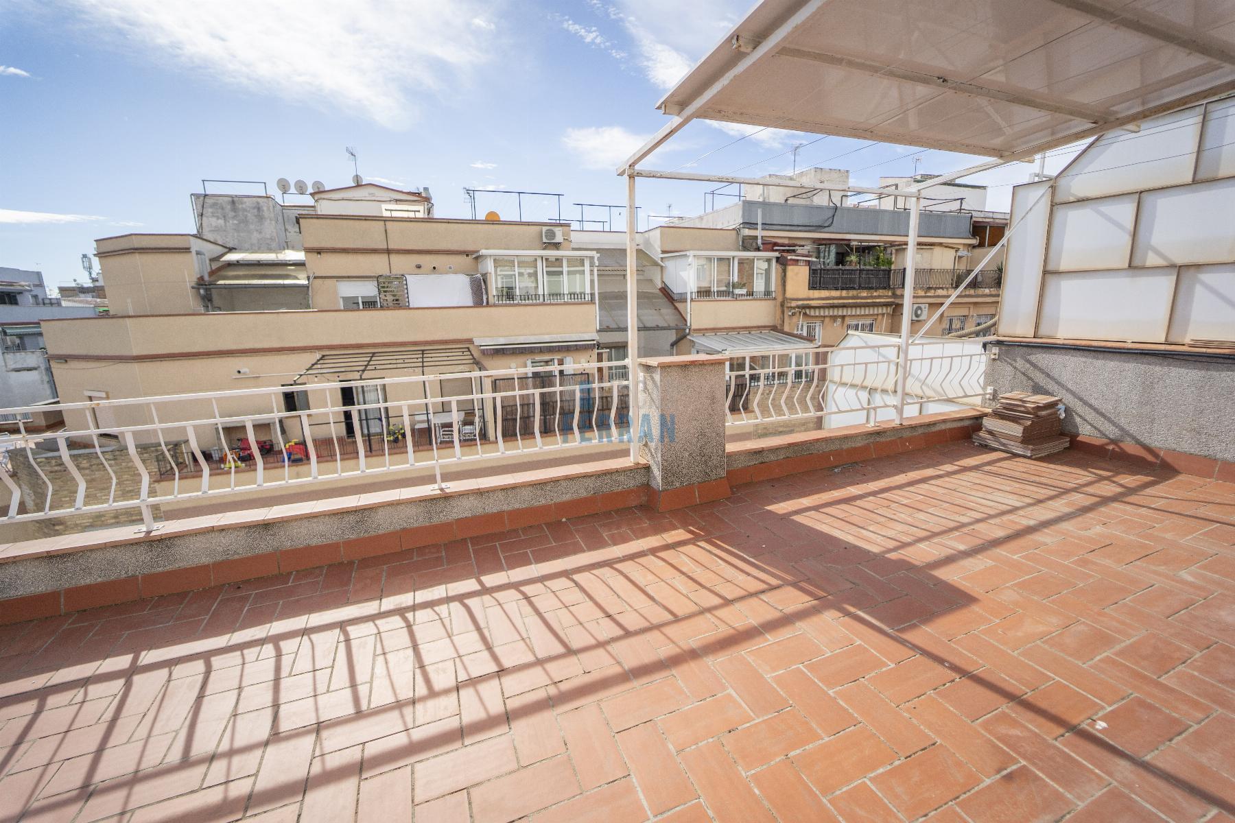 Продажа от

 Квартира на l Hospitalet de Llobregat