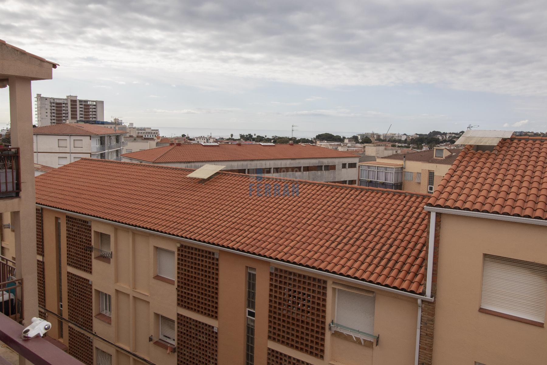 For sale of apartment in Coma - Ruga