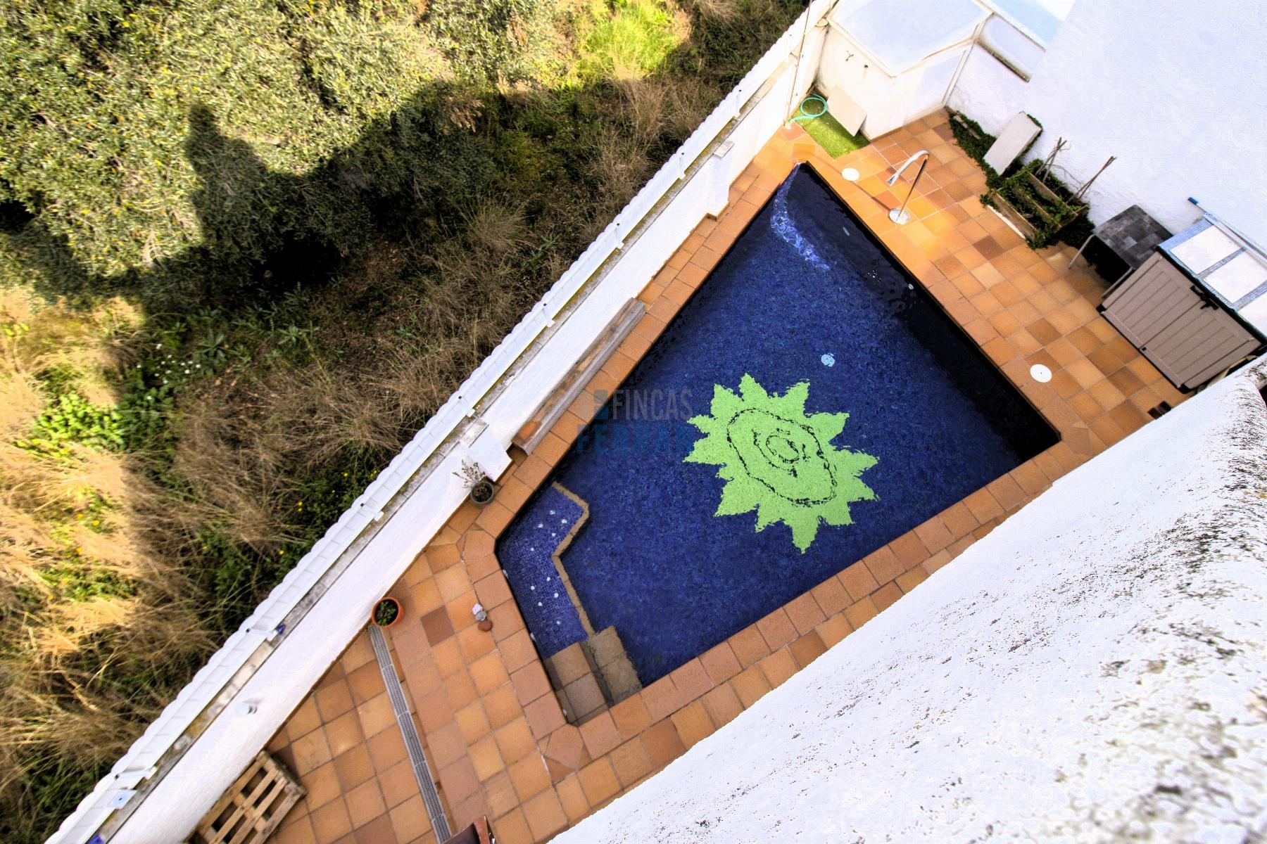 For sale of house in Coma - Ruga