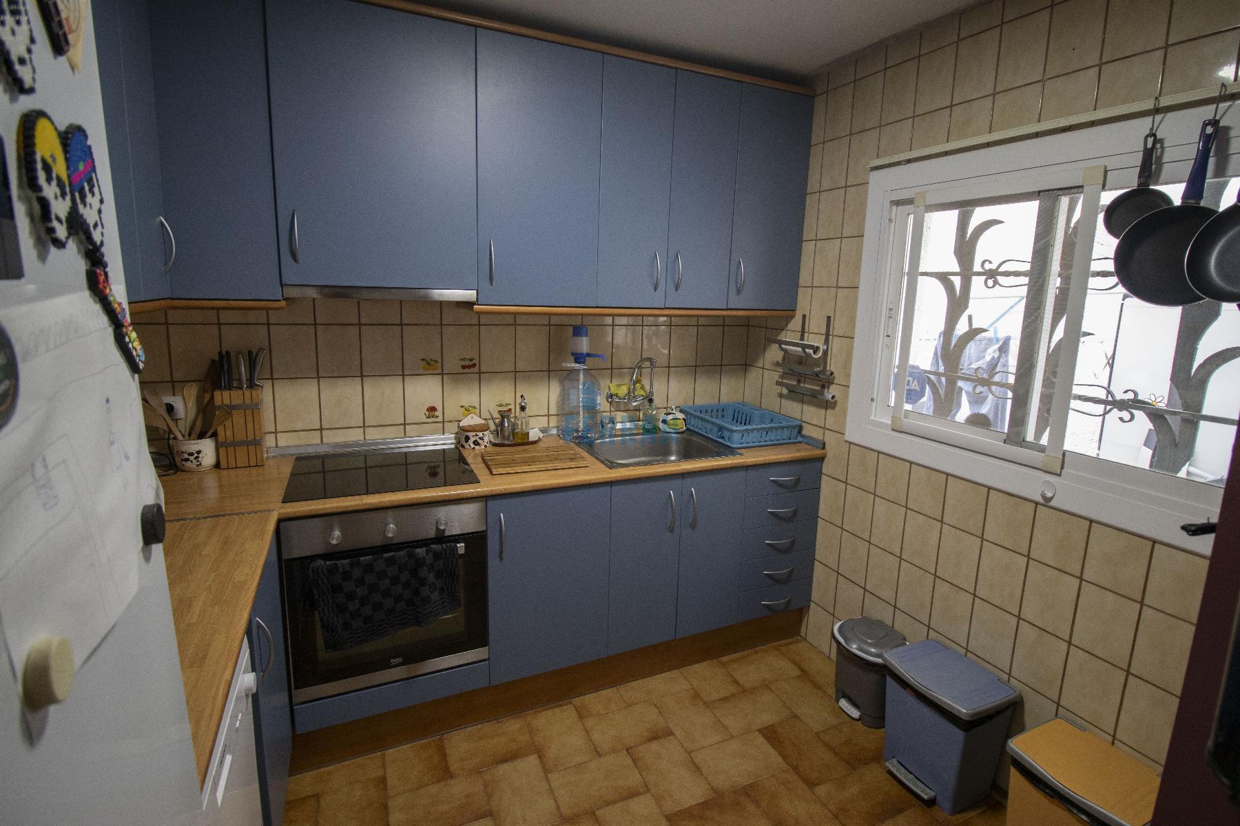 For sale of house in Coma - Ruga
