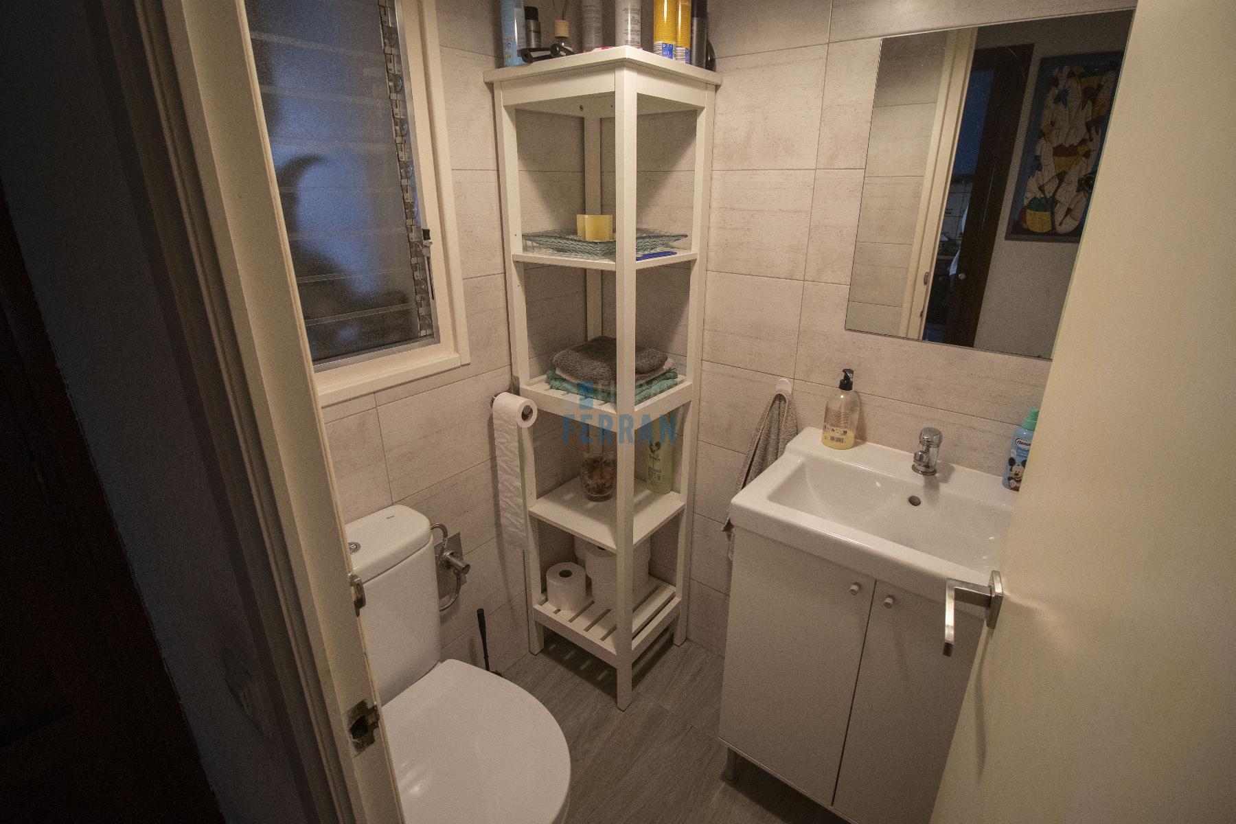 For sale of house in Coma - Ruga
