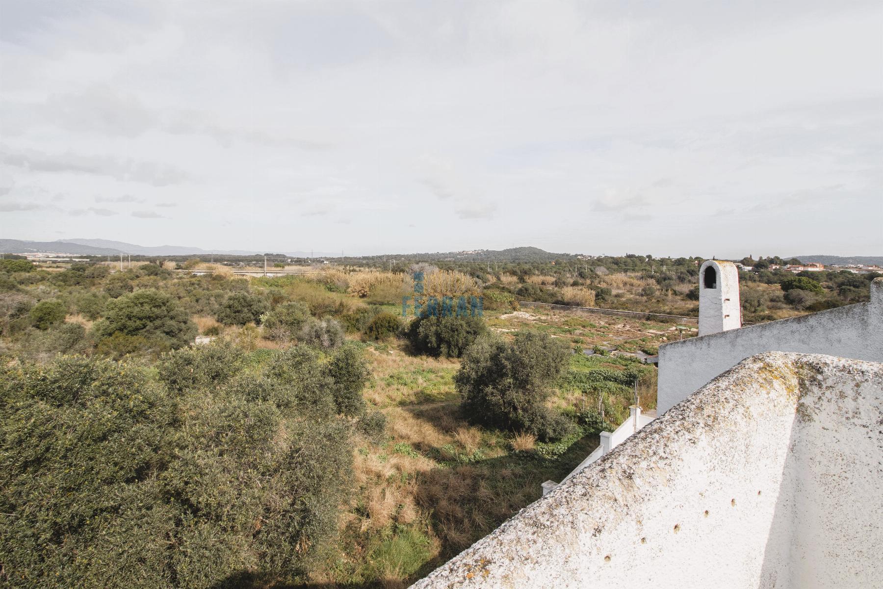 For sale of house in Coma - Ruga