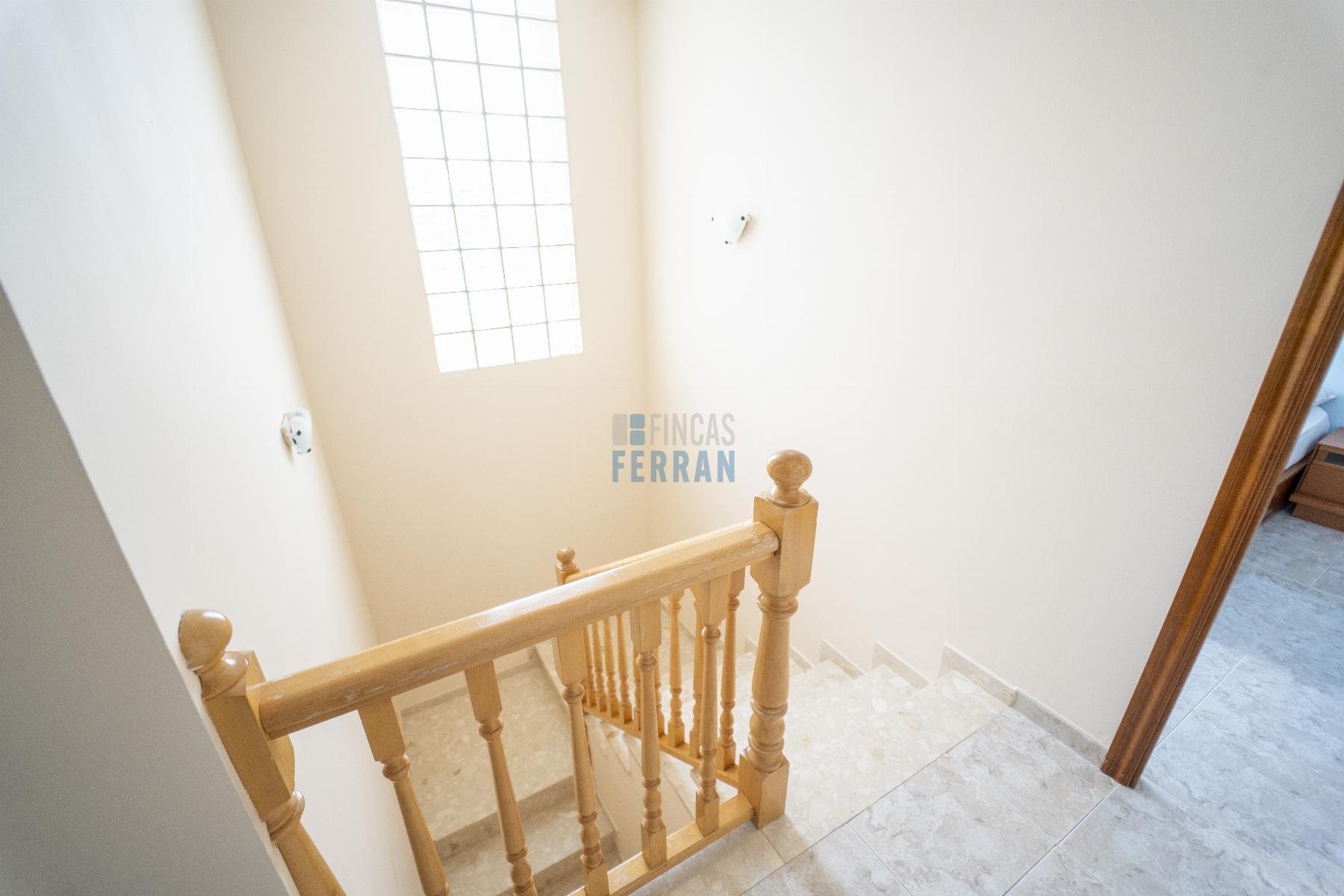 For sale of house in Coma - Ruga