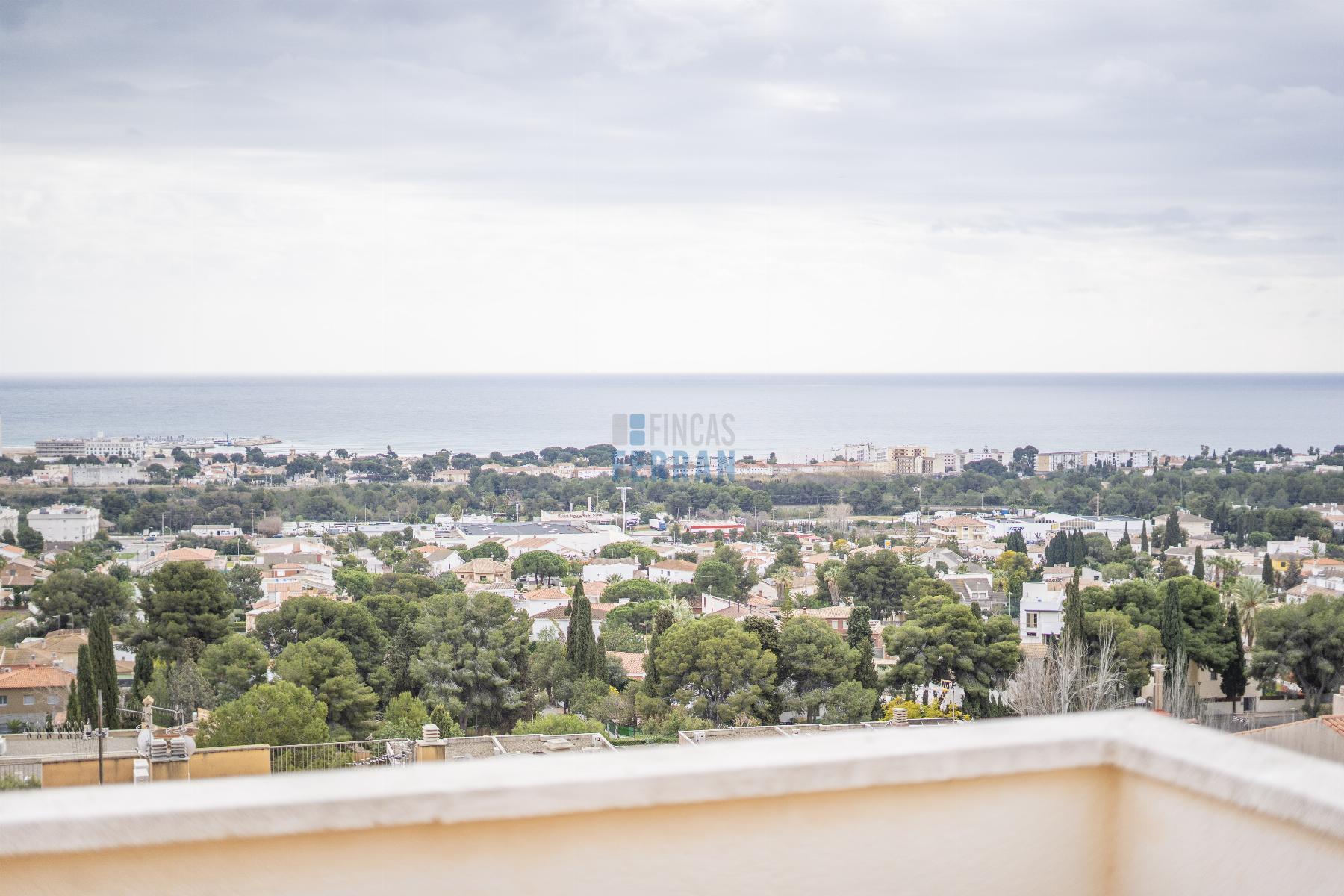 For sale of house in Coma - Ruga