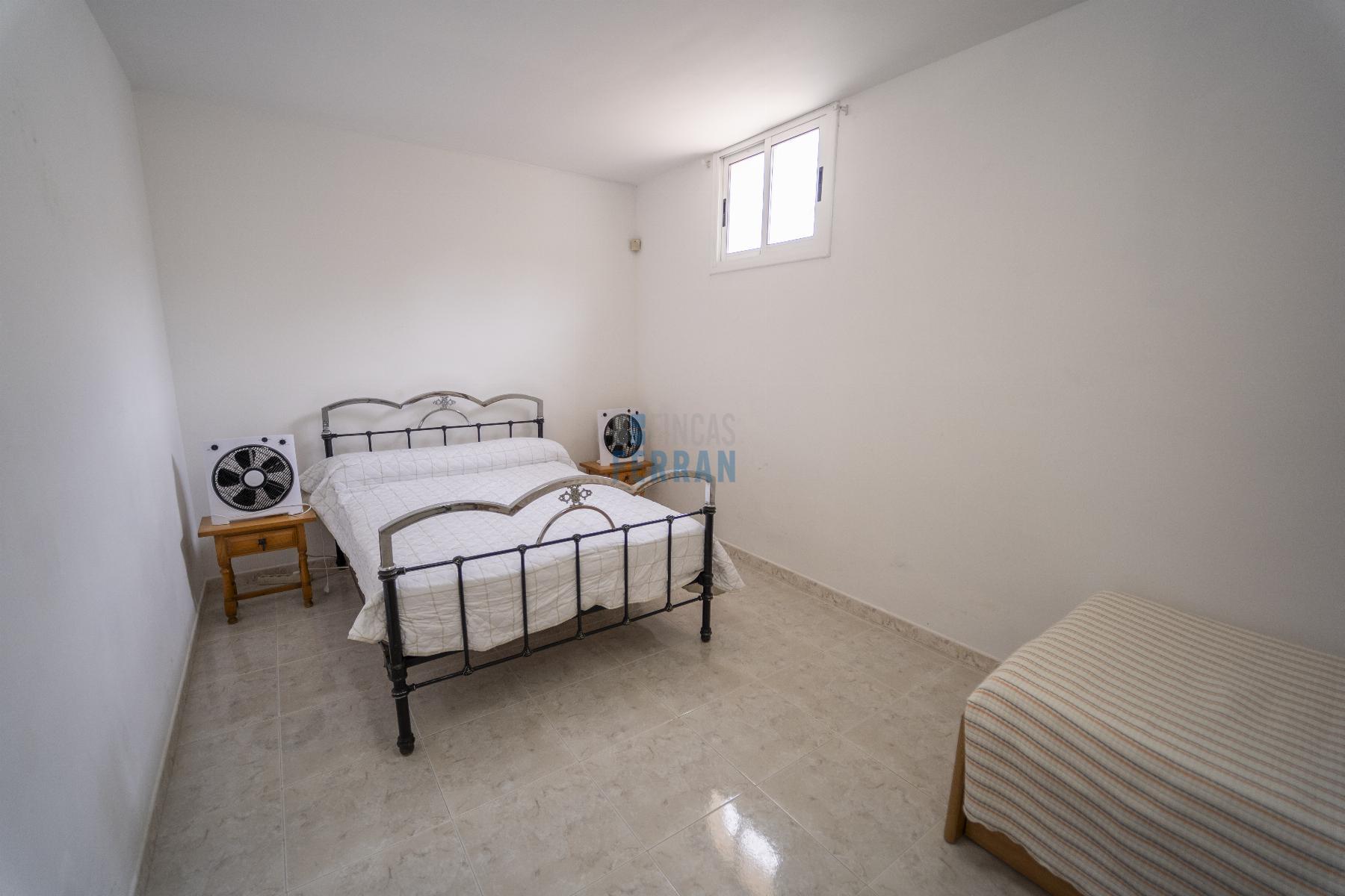 For sale of house in Coma - Ruga