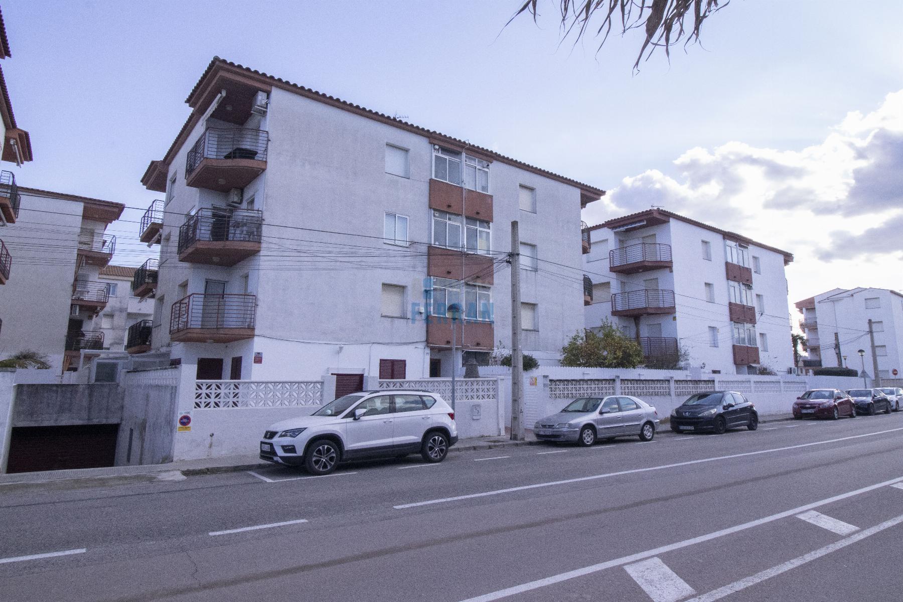 For sale of apartment in Coma - Ruga