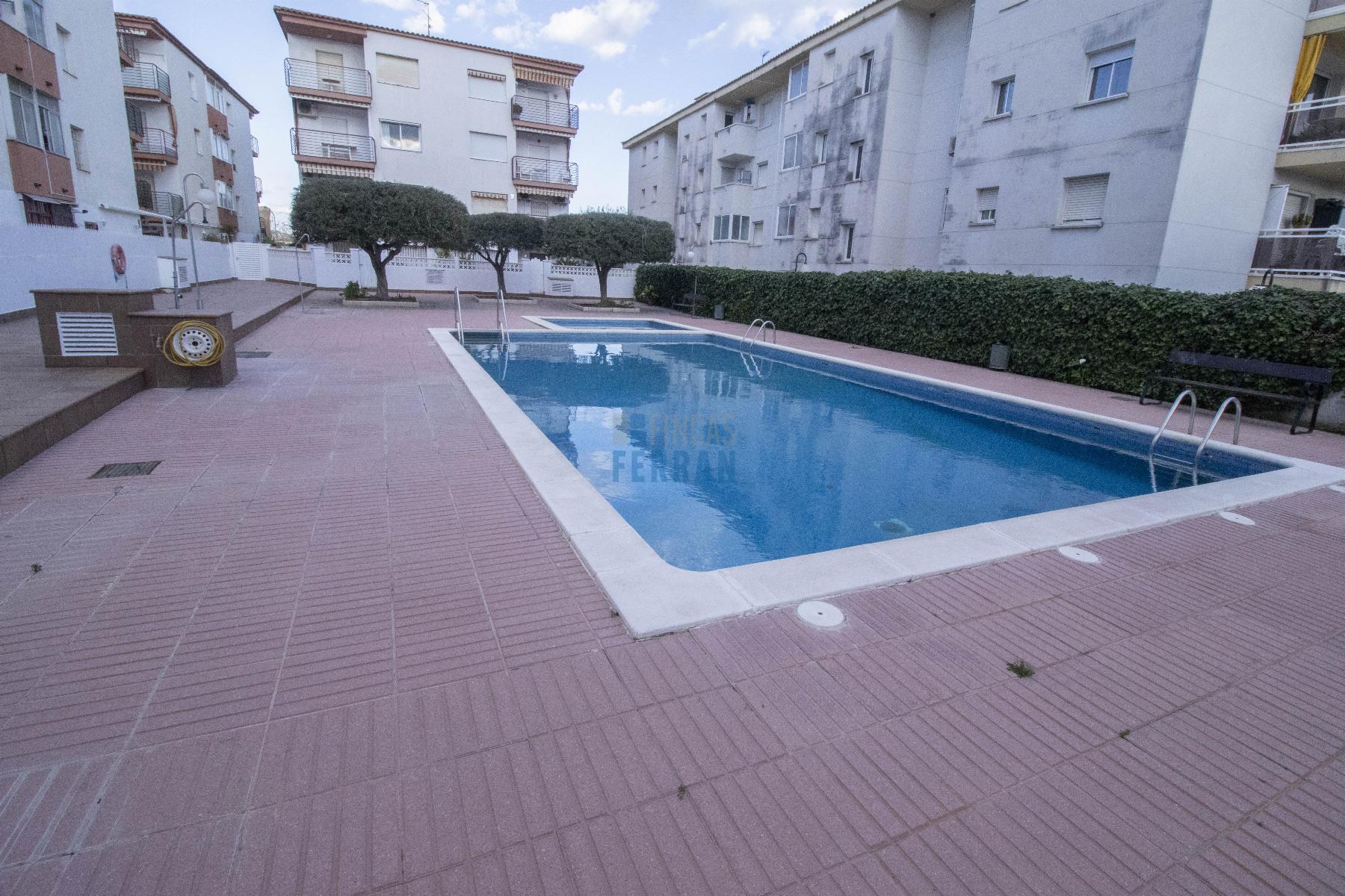 For sale of apartment in Coma - Ruga