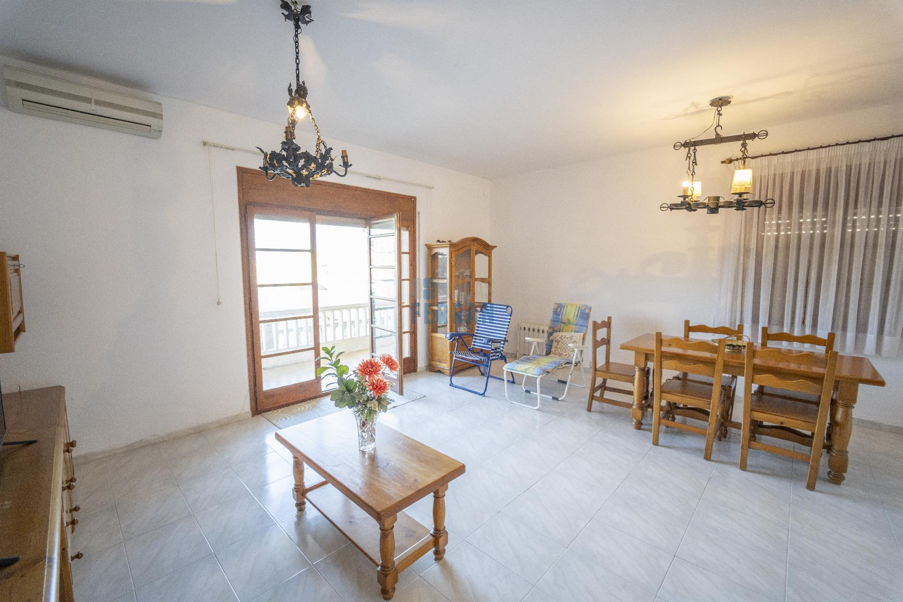 Venta de casa en Coma - Ruga