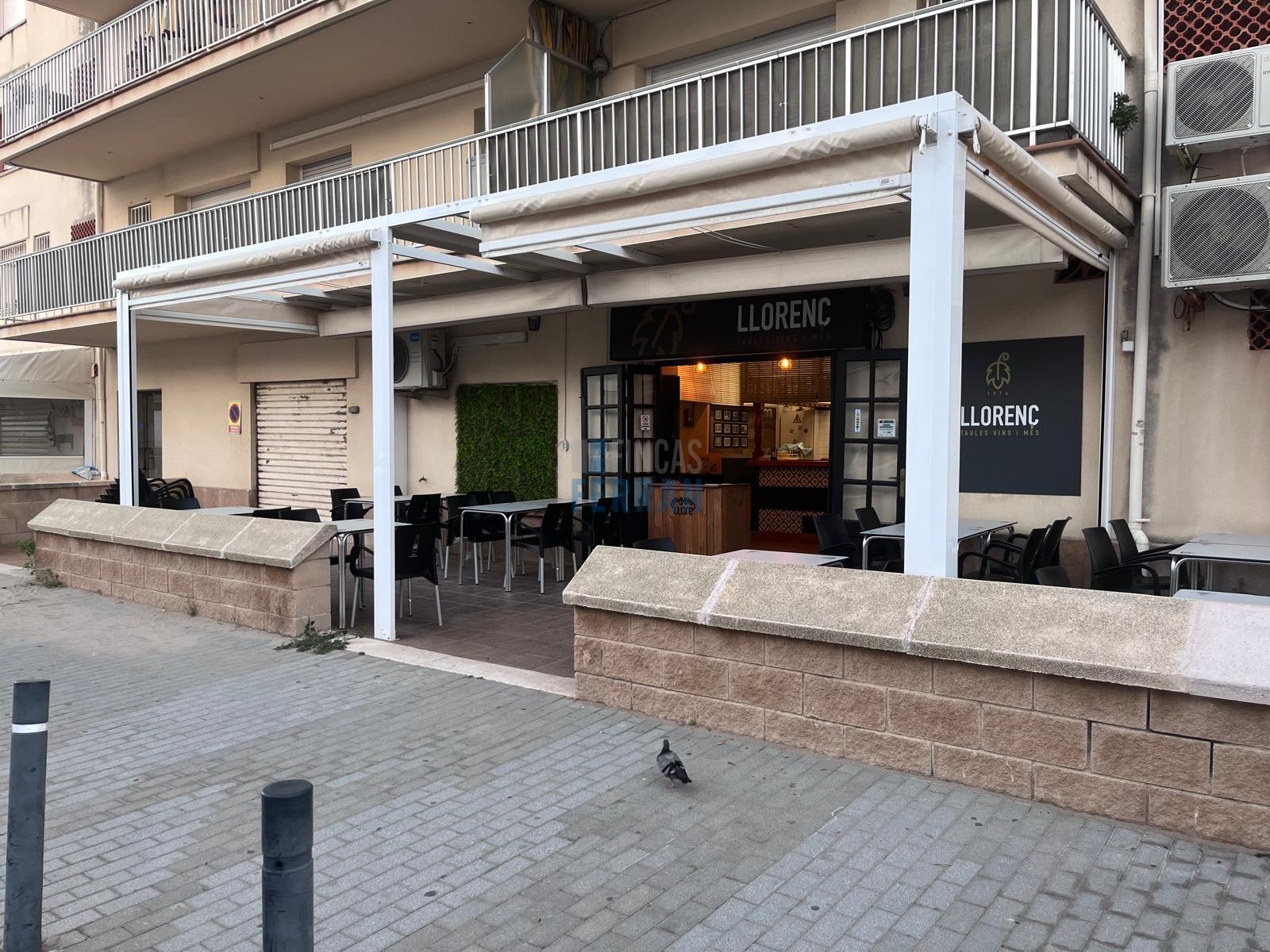 For sale of premises in Coma - Ruga