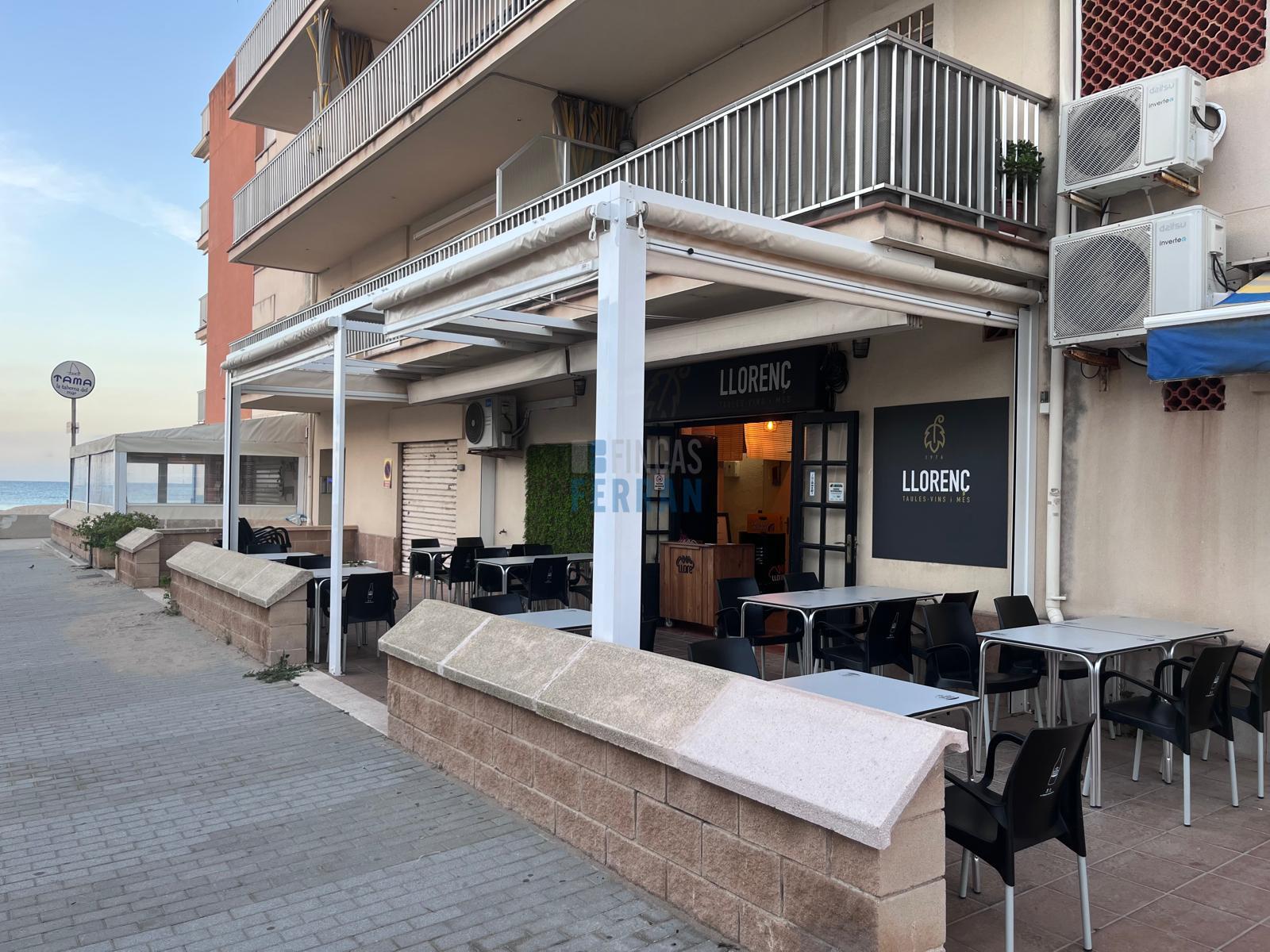 For sale of premises in Coma - Ruga