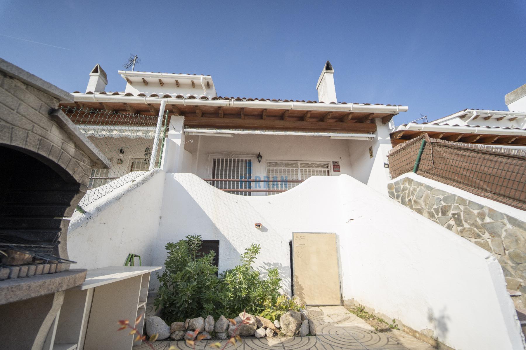 Venta de casa en Coma - Ruga