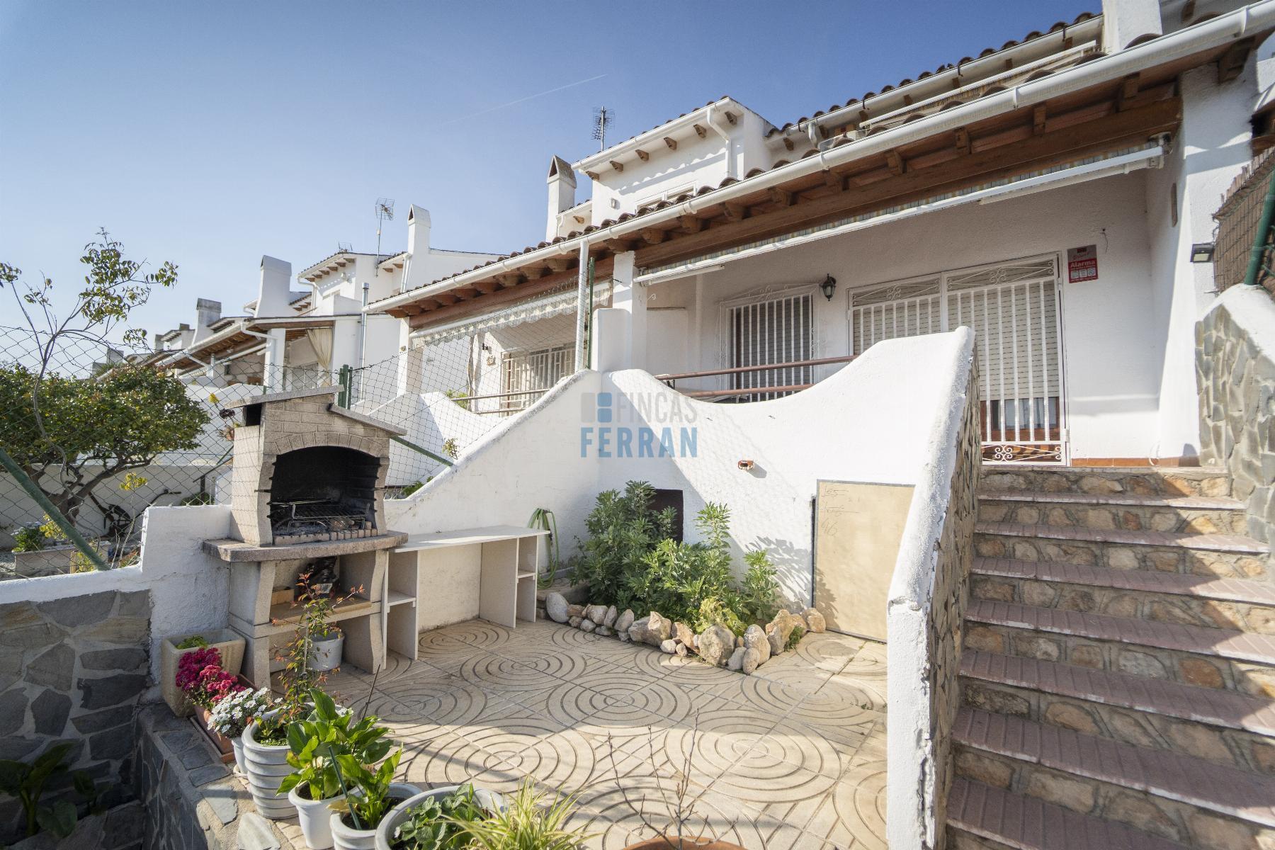 Venta de casa en Coma - Ruga