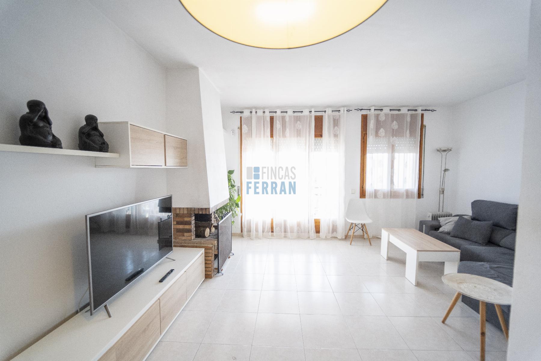 Venta de casa en Coma - Ruga