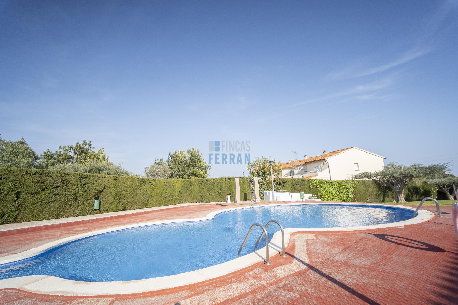 Venta de casa en Coma - Ruga