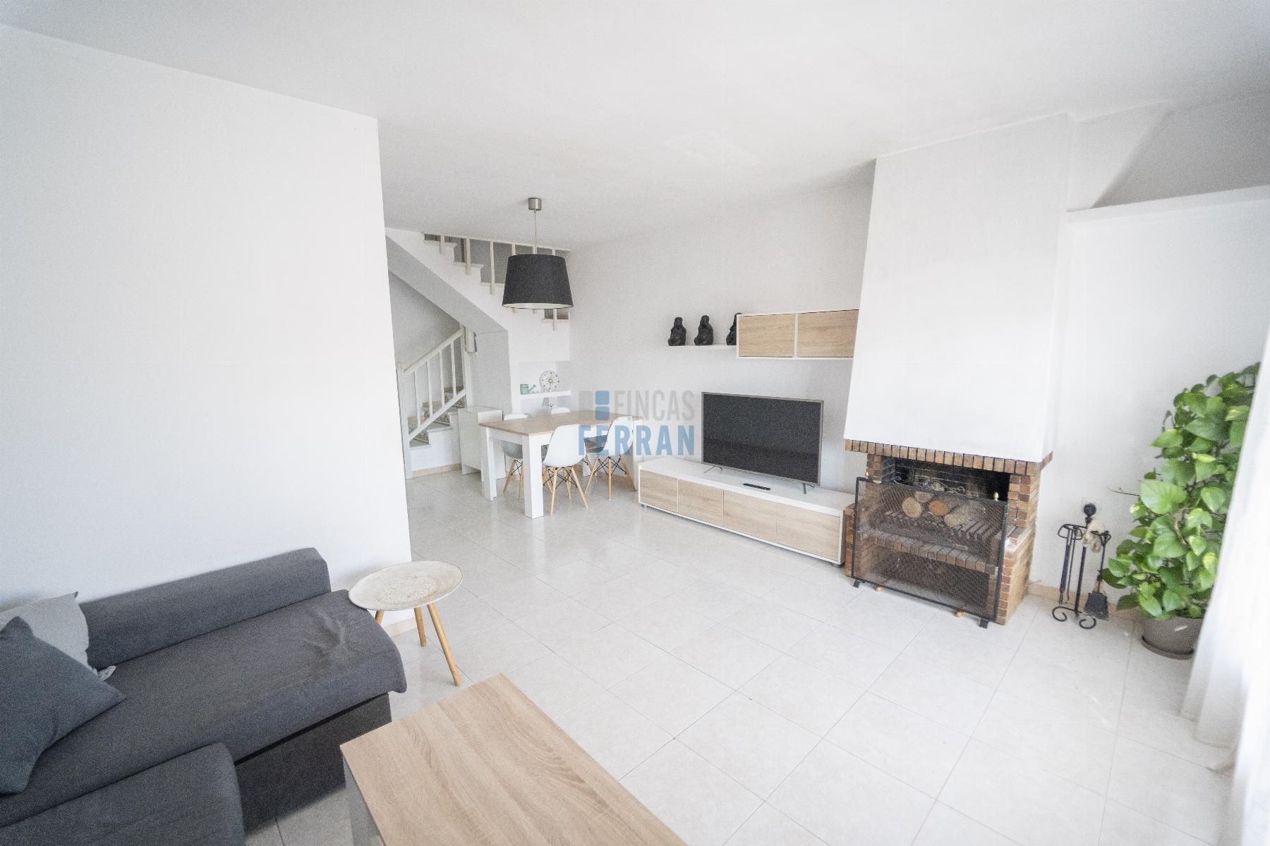 Venta de casa en Coma - Ruga