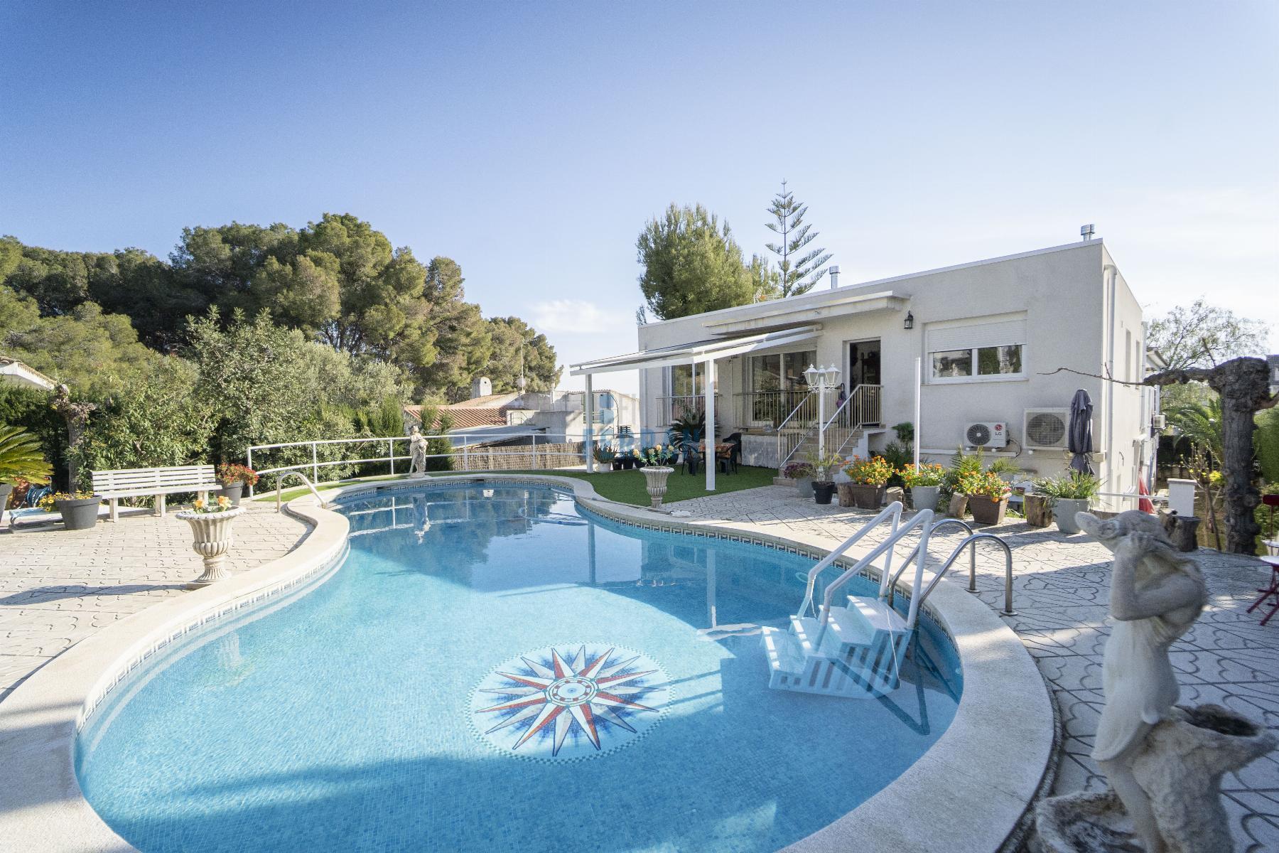 Venta de chalet en Coma - Ruga