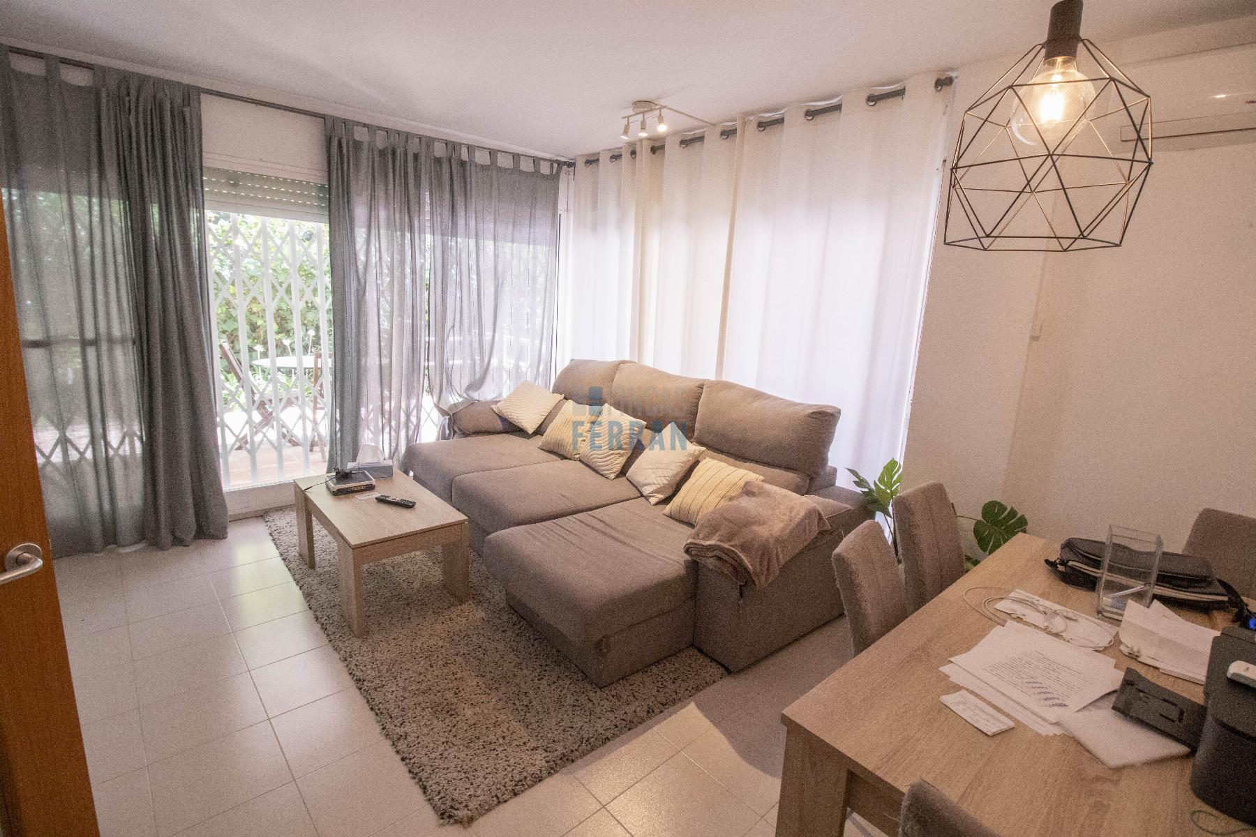 Venta de planta baja en Coma - Ruga