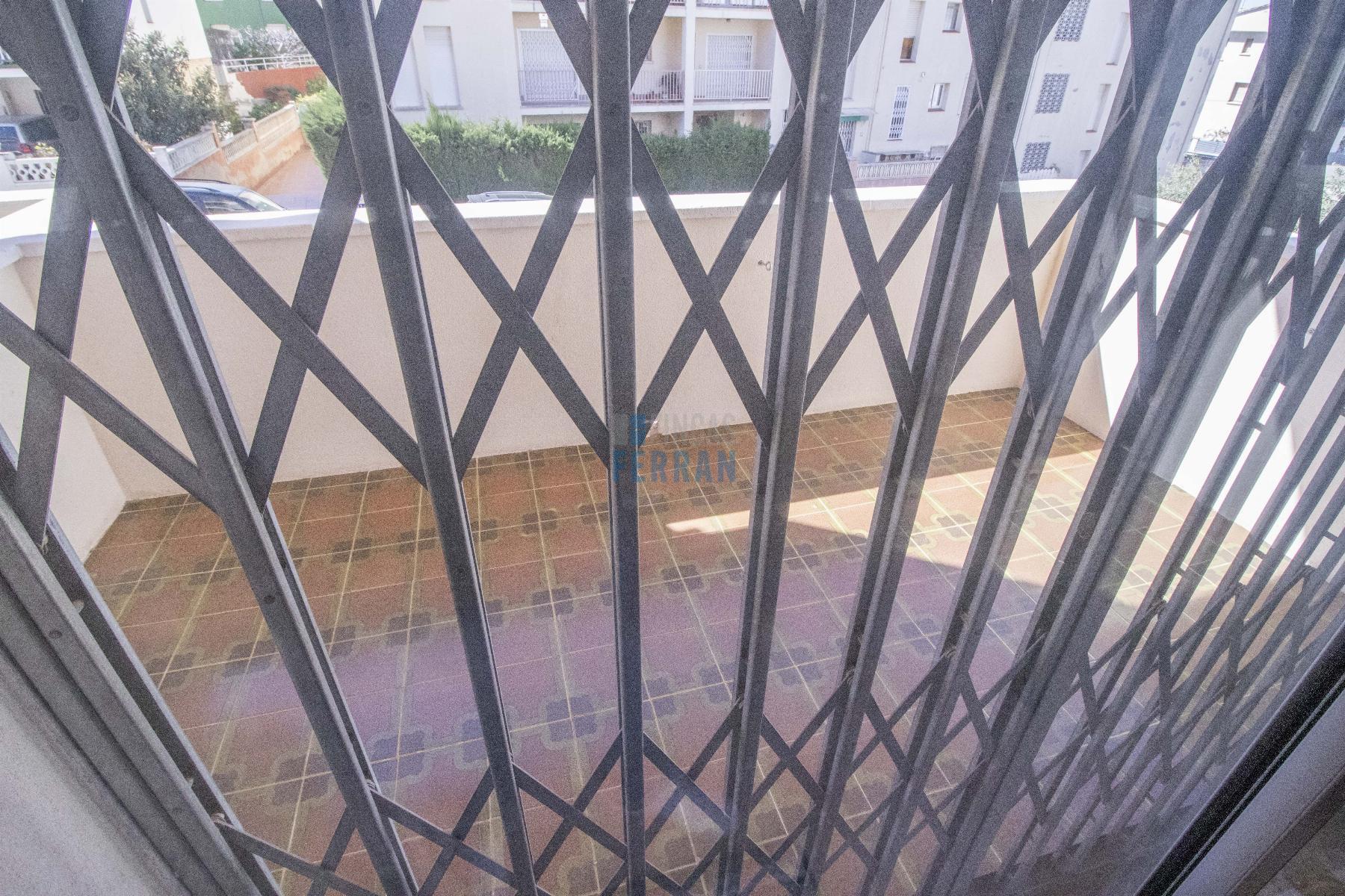 Venta de apartamento en Coma - Ruga