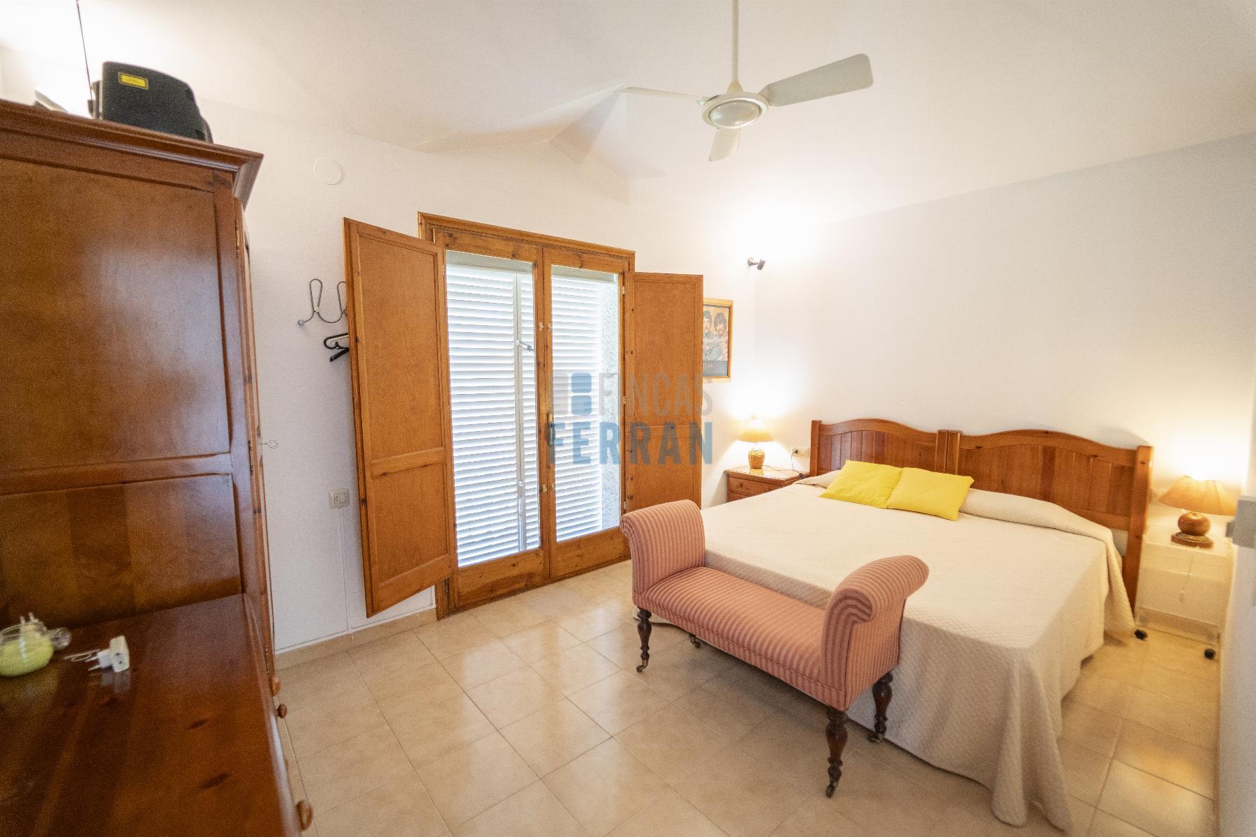 For sale of house in Coma - Ruga