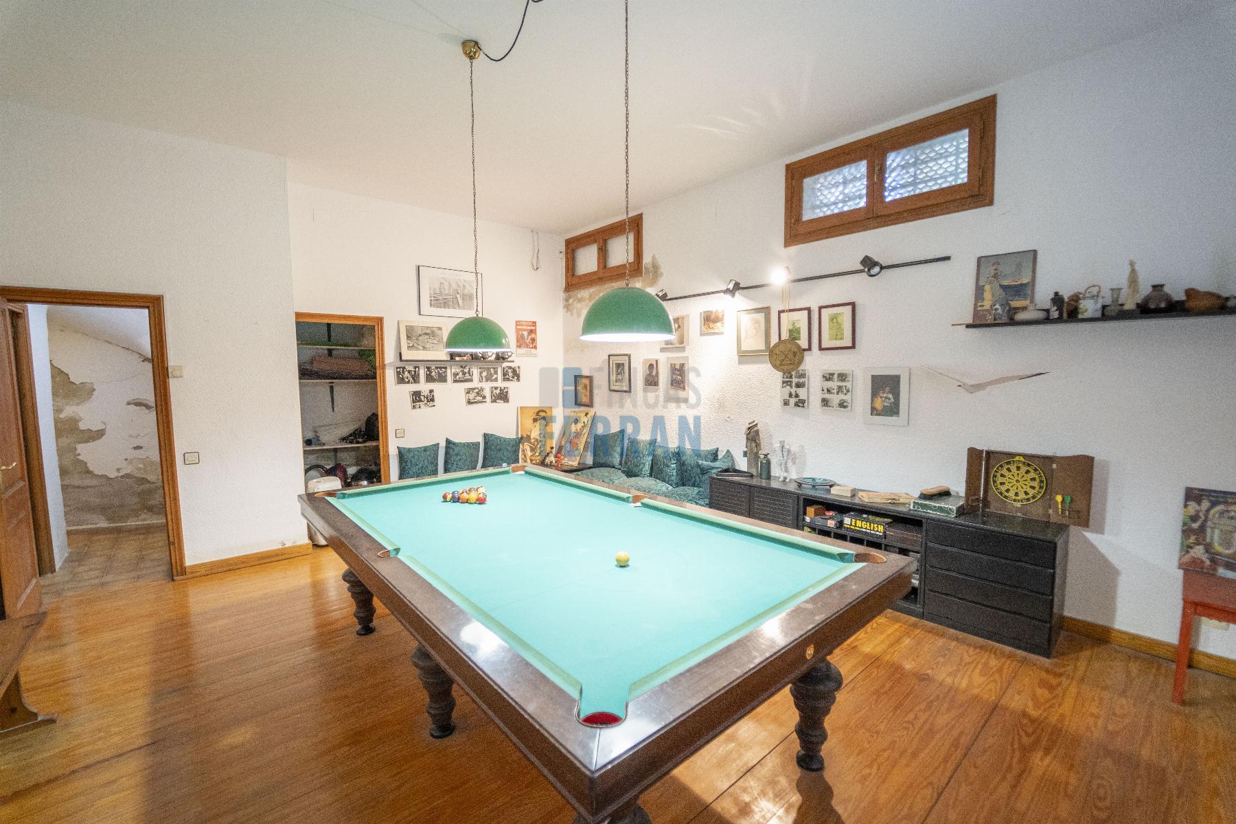 For sale of house in Coma - Ruga