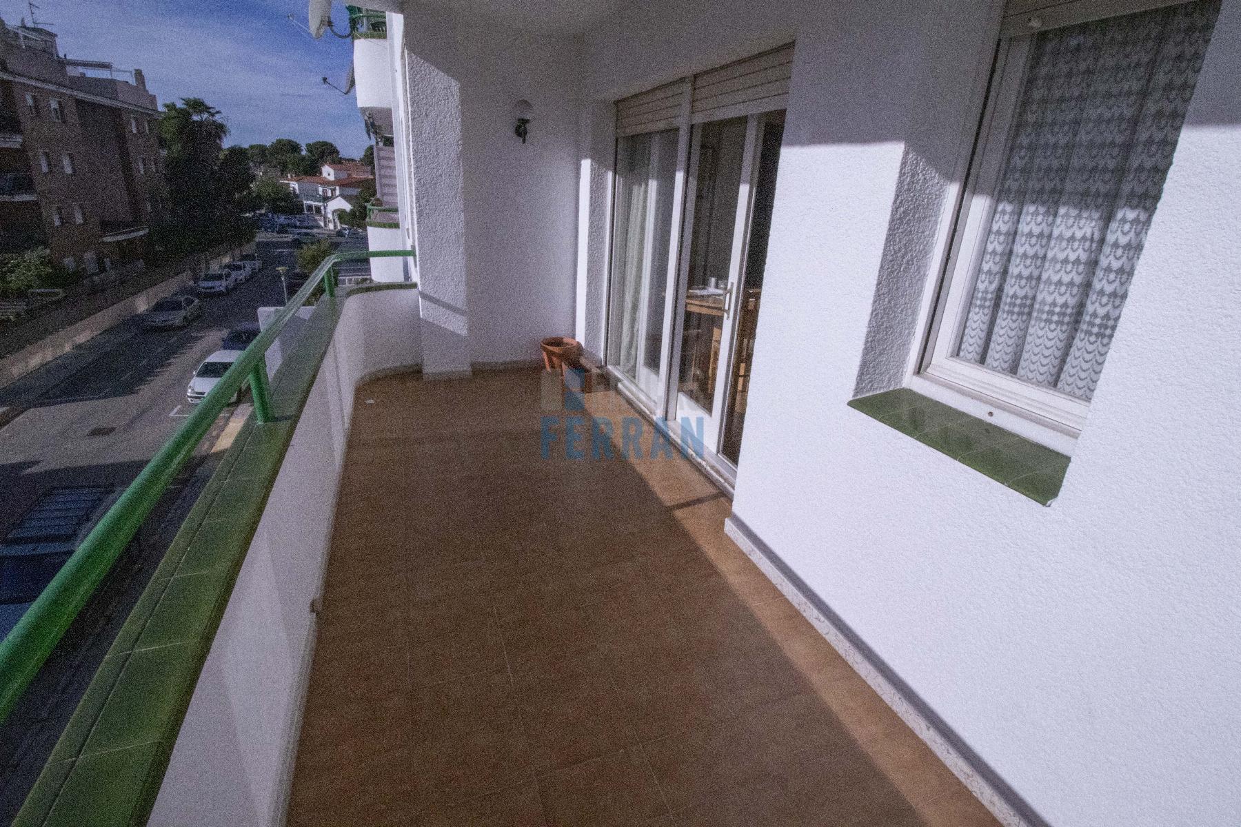 Venta de apartamento en Coma - Ruga
